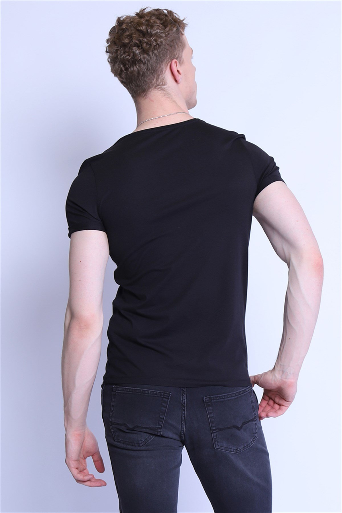 Erkek Slim Fit  V Yaka Tshirt Ets 1827 SIYAHErkek Slim Fit  V Yaka Tshirt Ets 1827 SIYAH