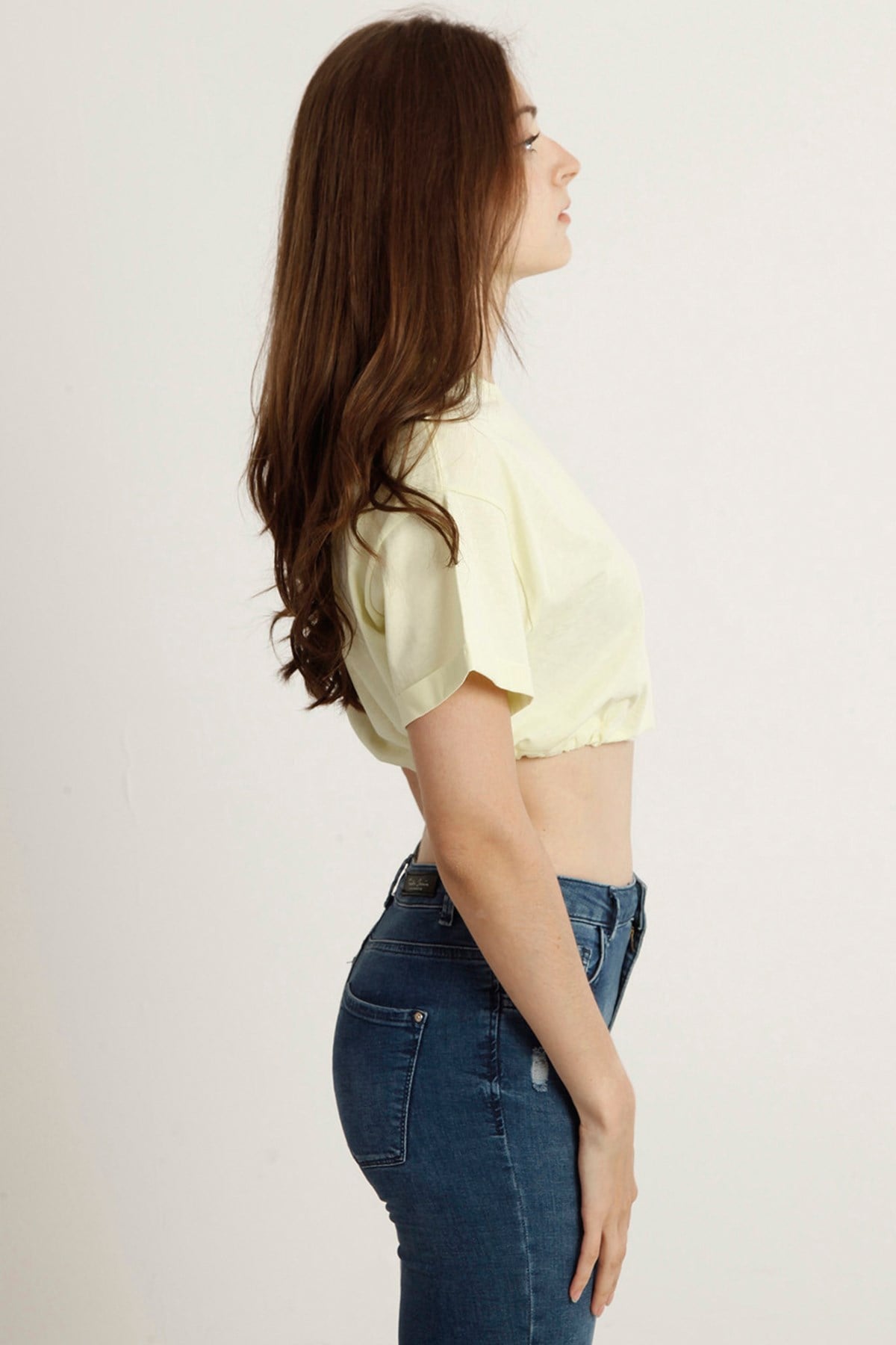 Kadın Crop  Bisiklet Yaka Tshirt Bts 1004 SARIKadın Crop  Bisiklet Yaka Tshirt Bts 1004 SARI