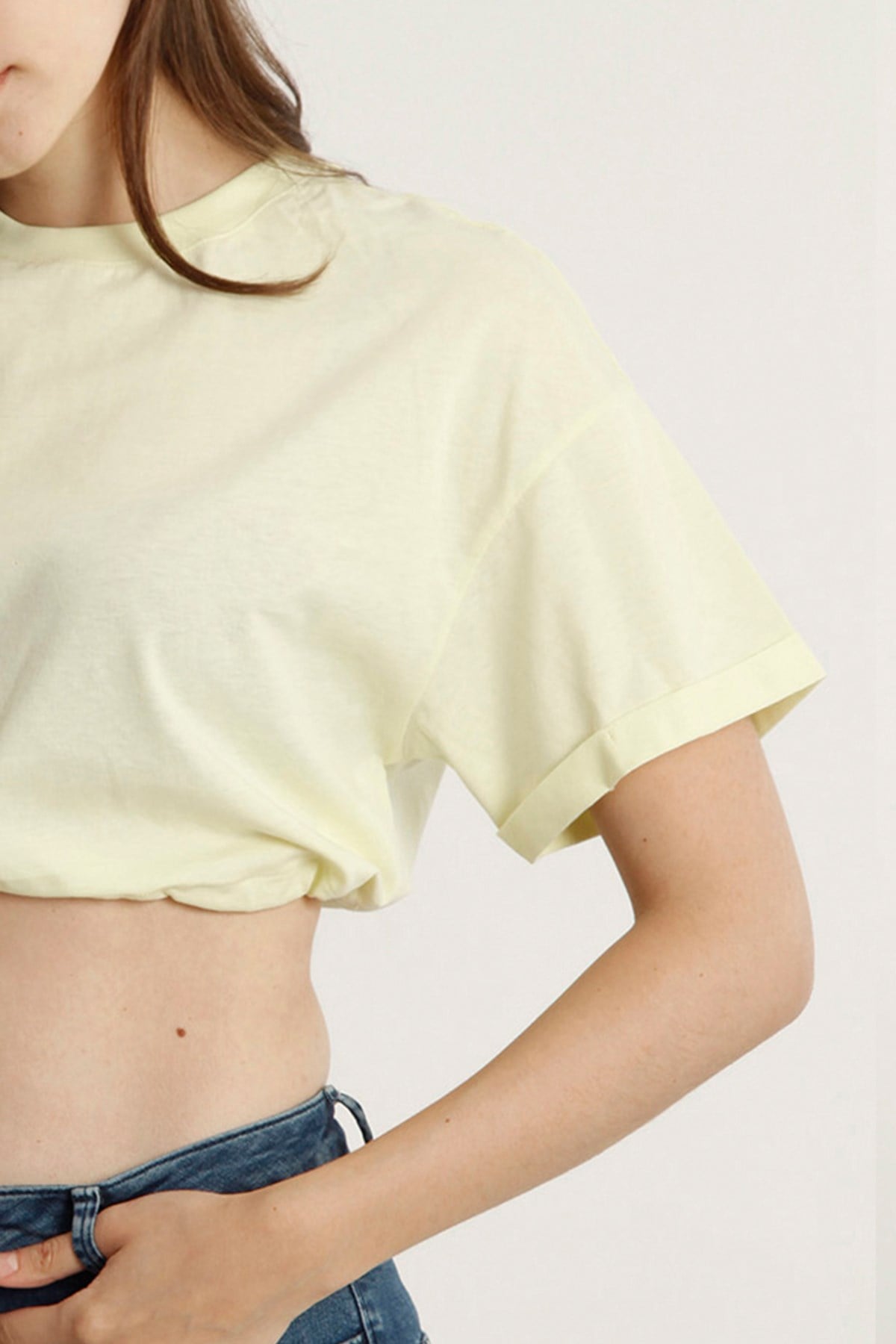 Kadın Crop  Bisiklet Yaka Tshirt Bts 1004 SARIKadın Crop  Bisiklet Yaka Tshirt Bts 1004 SARI