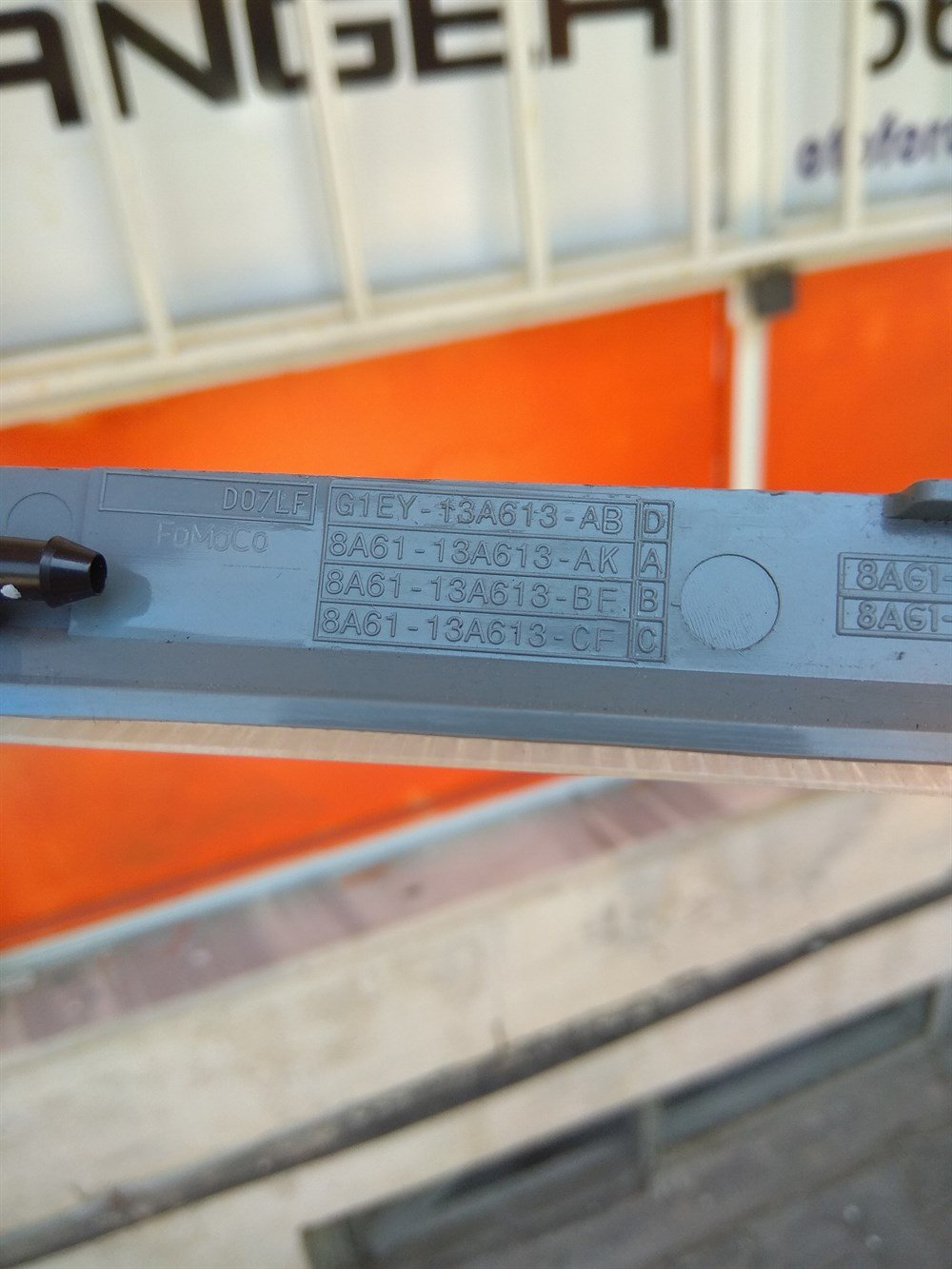 FİESTA BAGAJ 3.STOP BEYAZ 