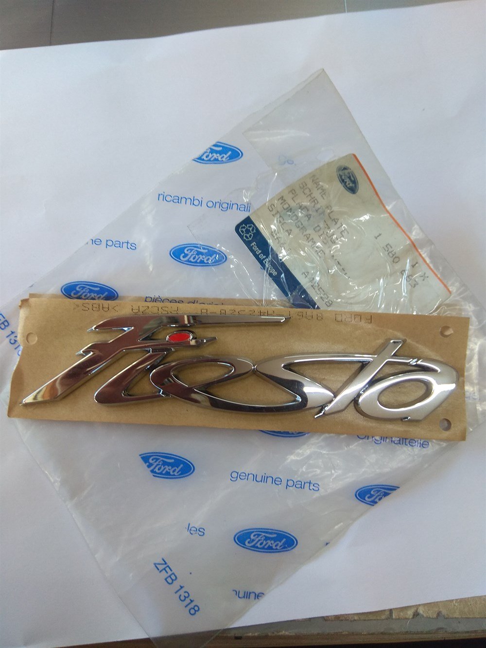 FİESTA BAGAJ YAZISI