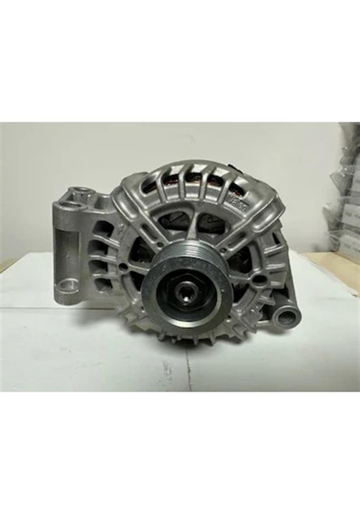 FOCUS 115PS ECOBOST ALTERNATÖR AV6N 10300 HAAV6N 10300 HA