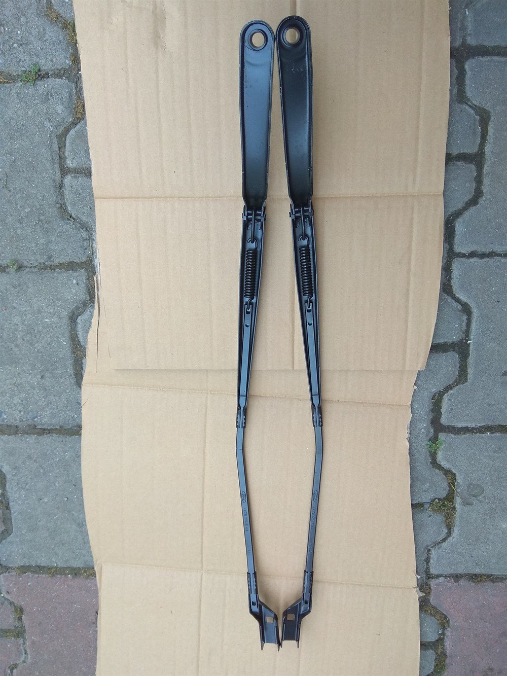 FOCUS 2018 ÖN SAĞ SİLECEK KOLU