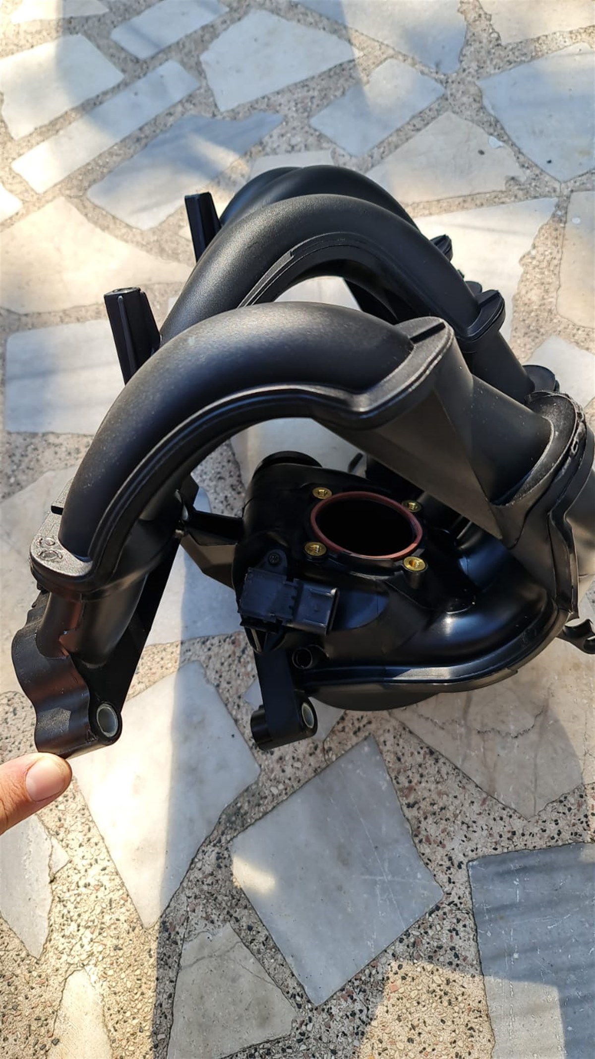 FOCUS CMAX FİESTA EMME MANİFOLT - ORJİNAL FOMOCO 2S6G 9424 DH2S6G 9424 DH