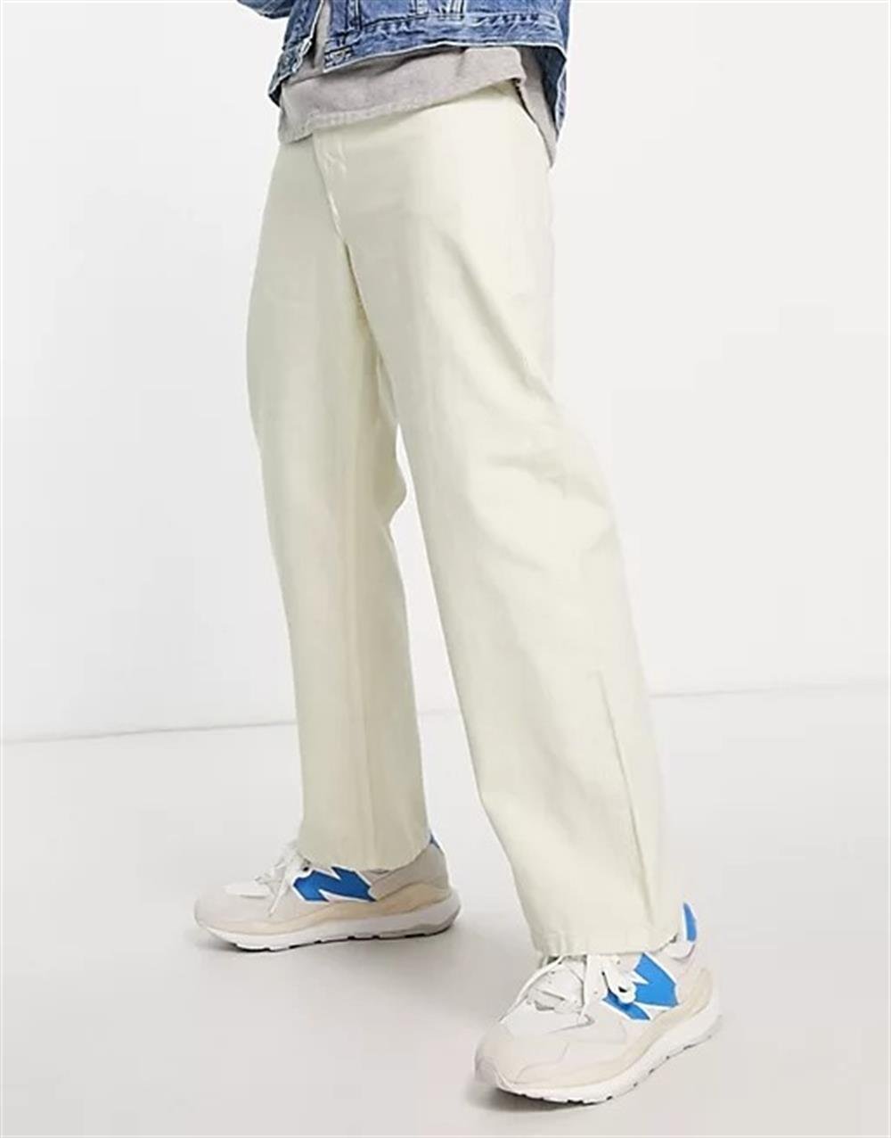 Boyfriend Bol  Baloon   JEan-Ekru