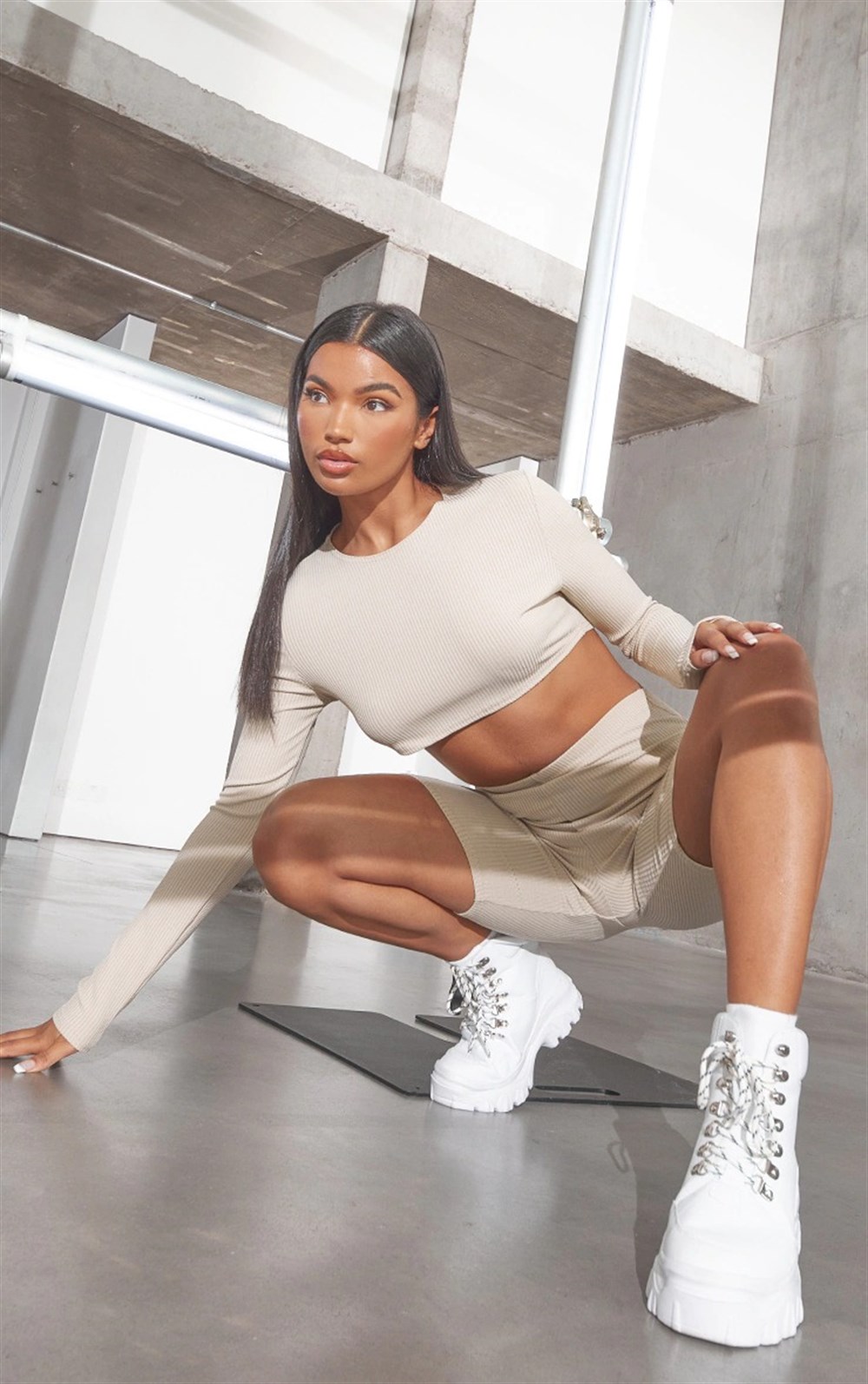 Fitilli Kumaş Crop Sweat-Krem