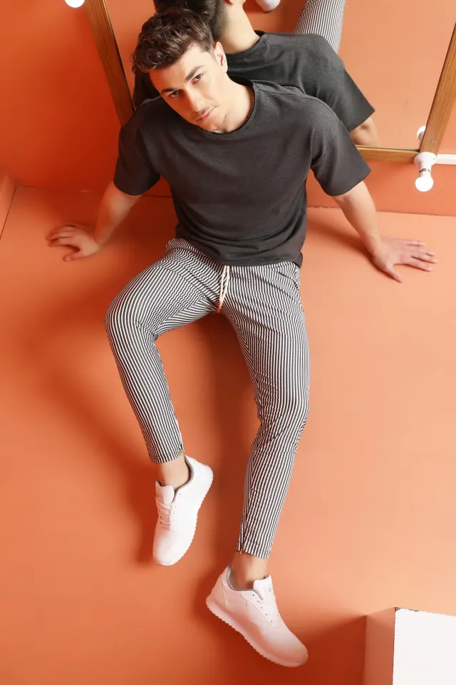 Gofre Çizgili  İpli Eşofman Pantolon-Siyah-Beyaz