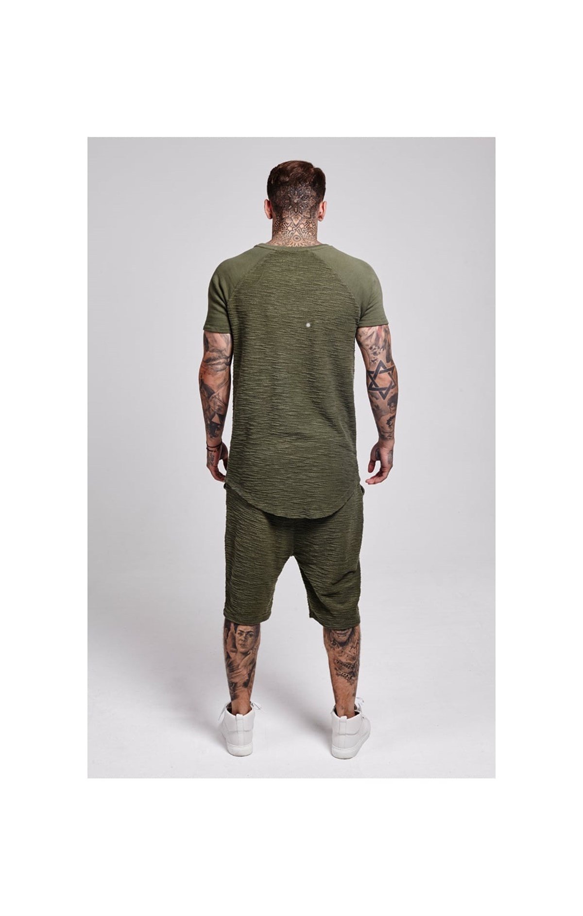 Mkrn Short Haki