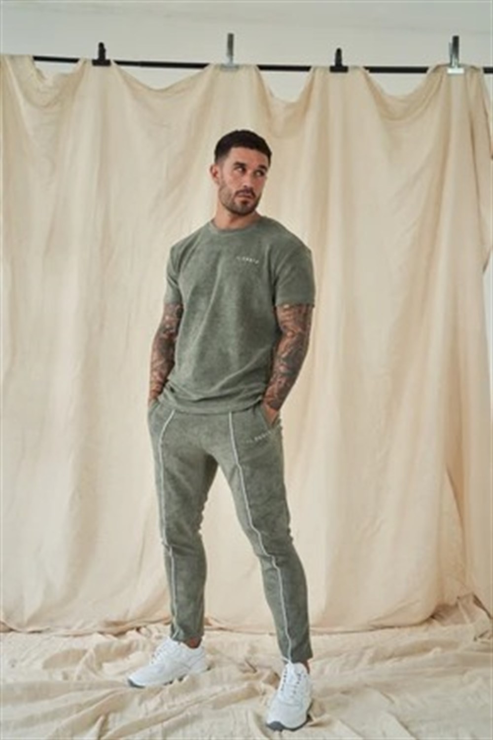 Önü Şeritli Havlu Kumaş Jogger Haki