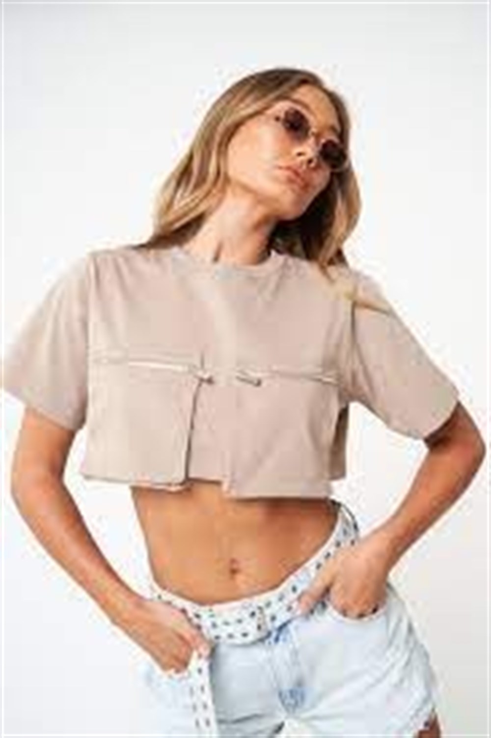 Oversize Cebi Fermuarlı  Crop T shirt Bej