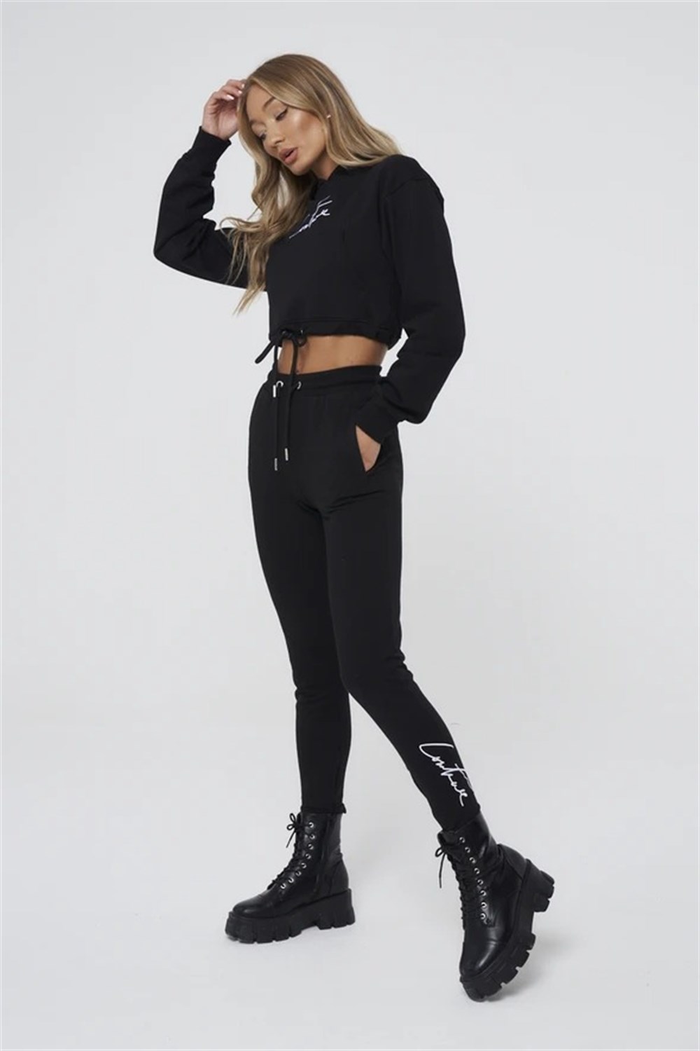 Oversize İmza Nakışlı logolu  Kısa Crop Sweat Siyah