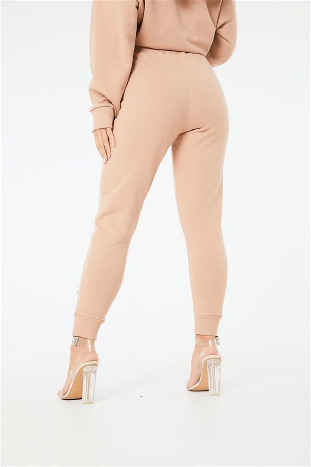 Paçası Nakışlı Soft Jogger Yavruagzı