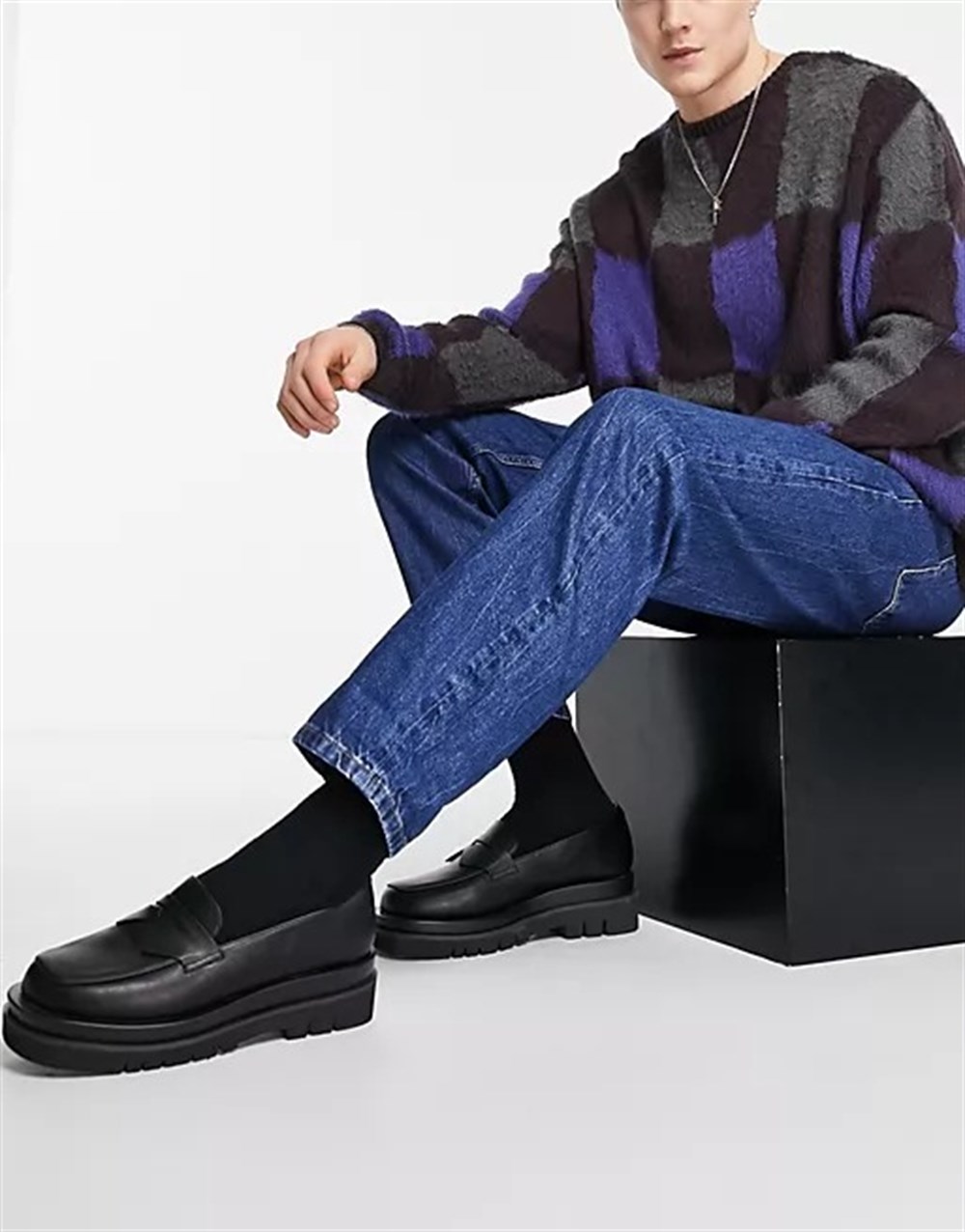 Relaxed Jean-Mavi Koyu