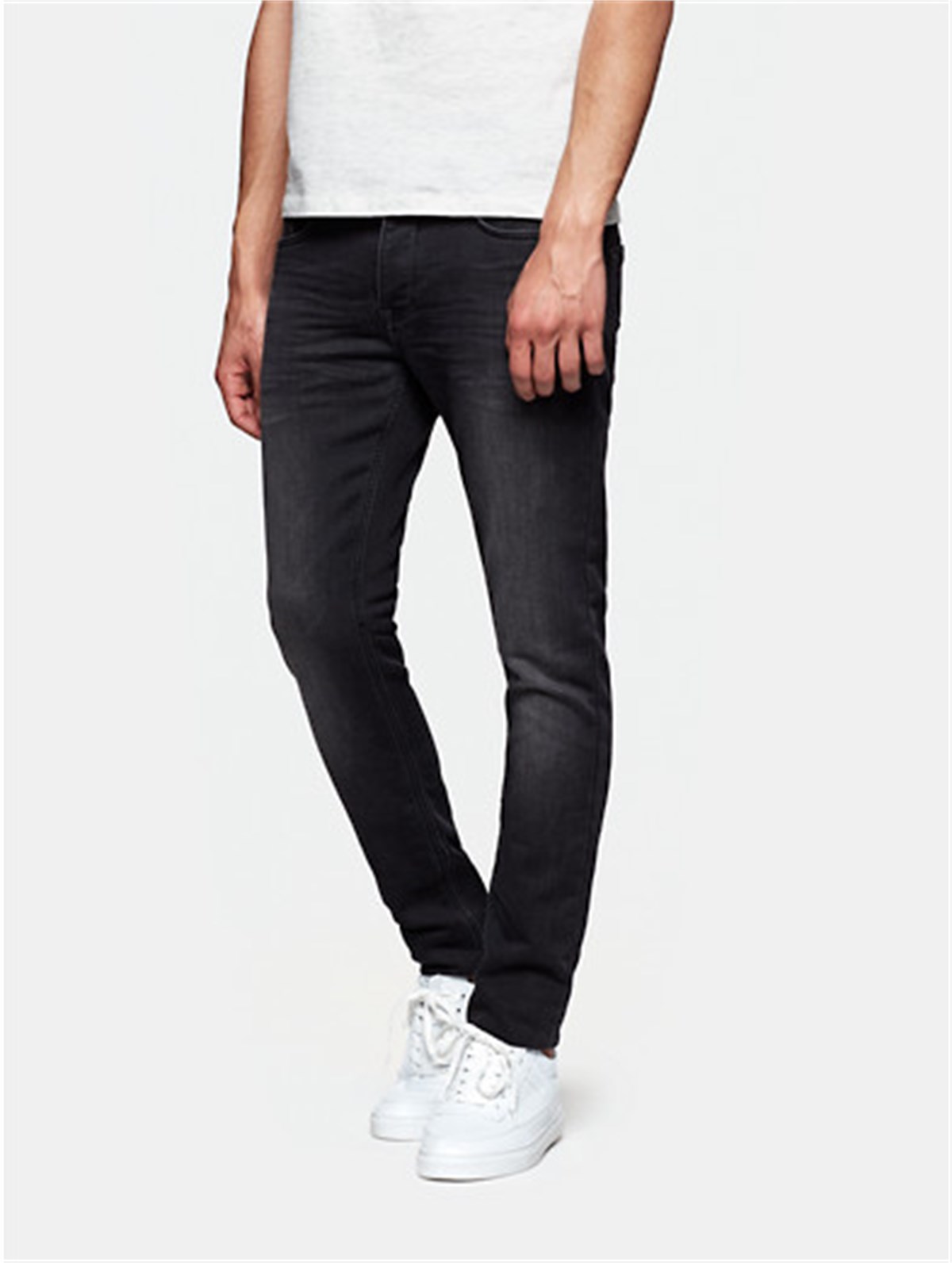 Taşlamalı Soft Jean Siyah