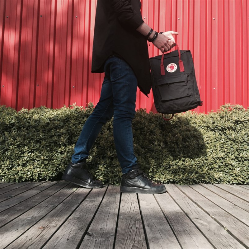 Fjallraven Kanken Classic Black-Ox Red