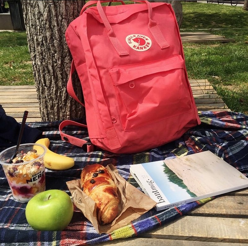 Fjallraven Kanken Classic Peach Pink