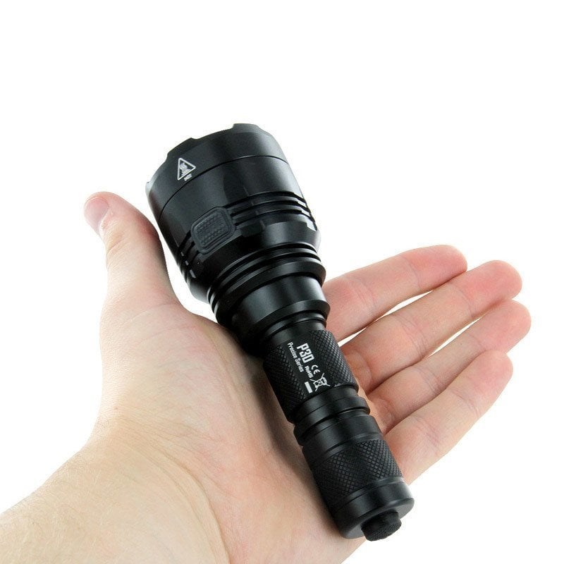 NITECORE P30 1000 LUMEN EL FENERI
