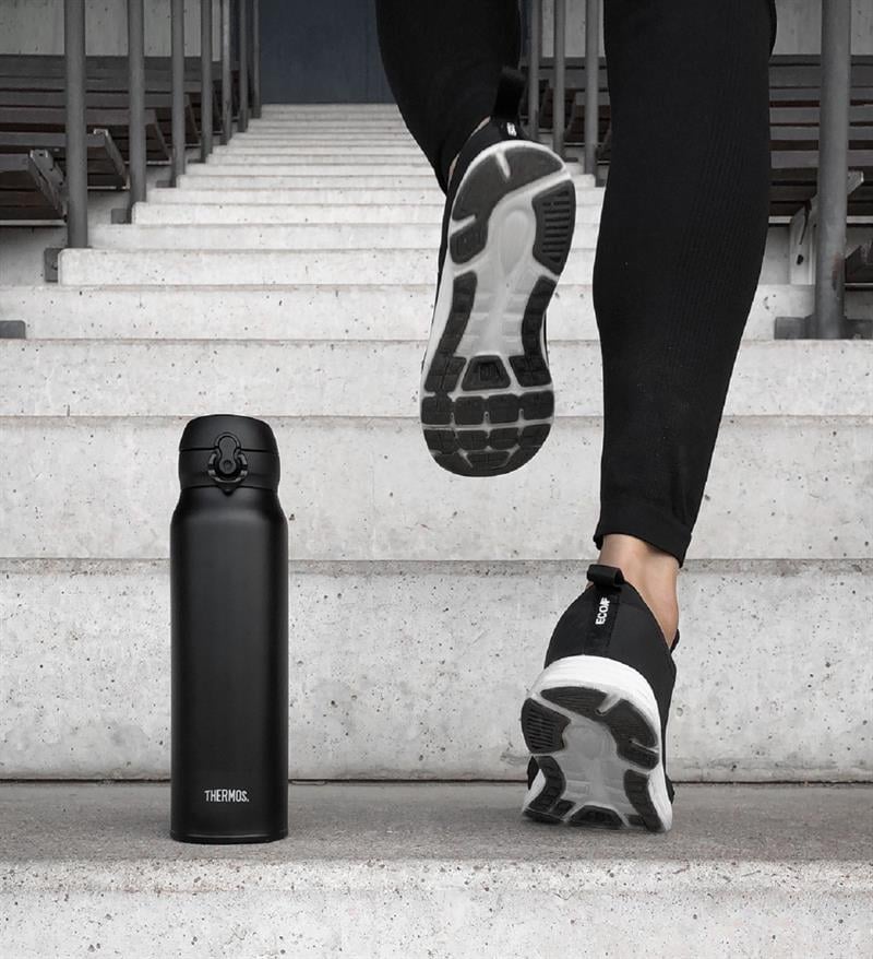 Thermos JNL-500 Ultralight Mug 0,50L Deep Black 199374