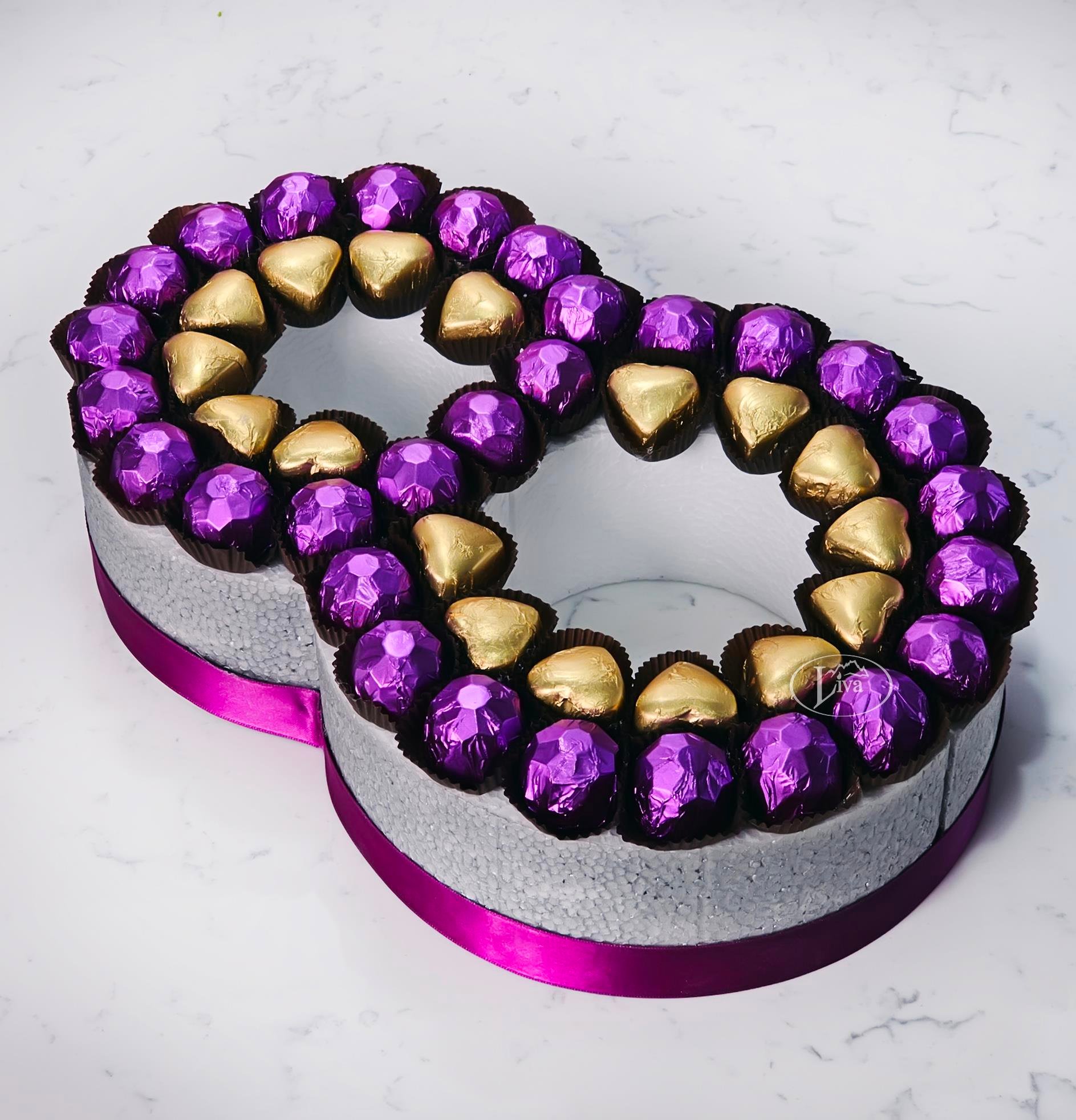 8 Mart Dünya Kadınlar Günü Premium Yaldızlı Çikolata