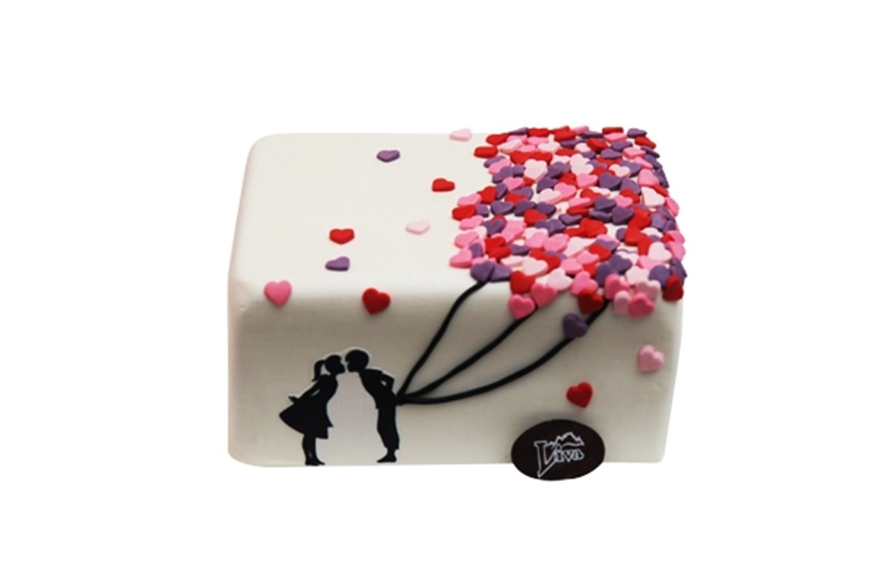 Aşk Paraşütü Pasta