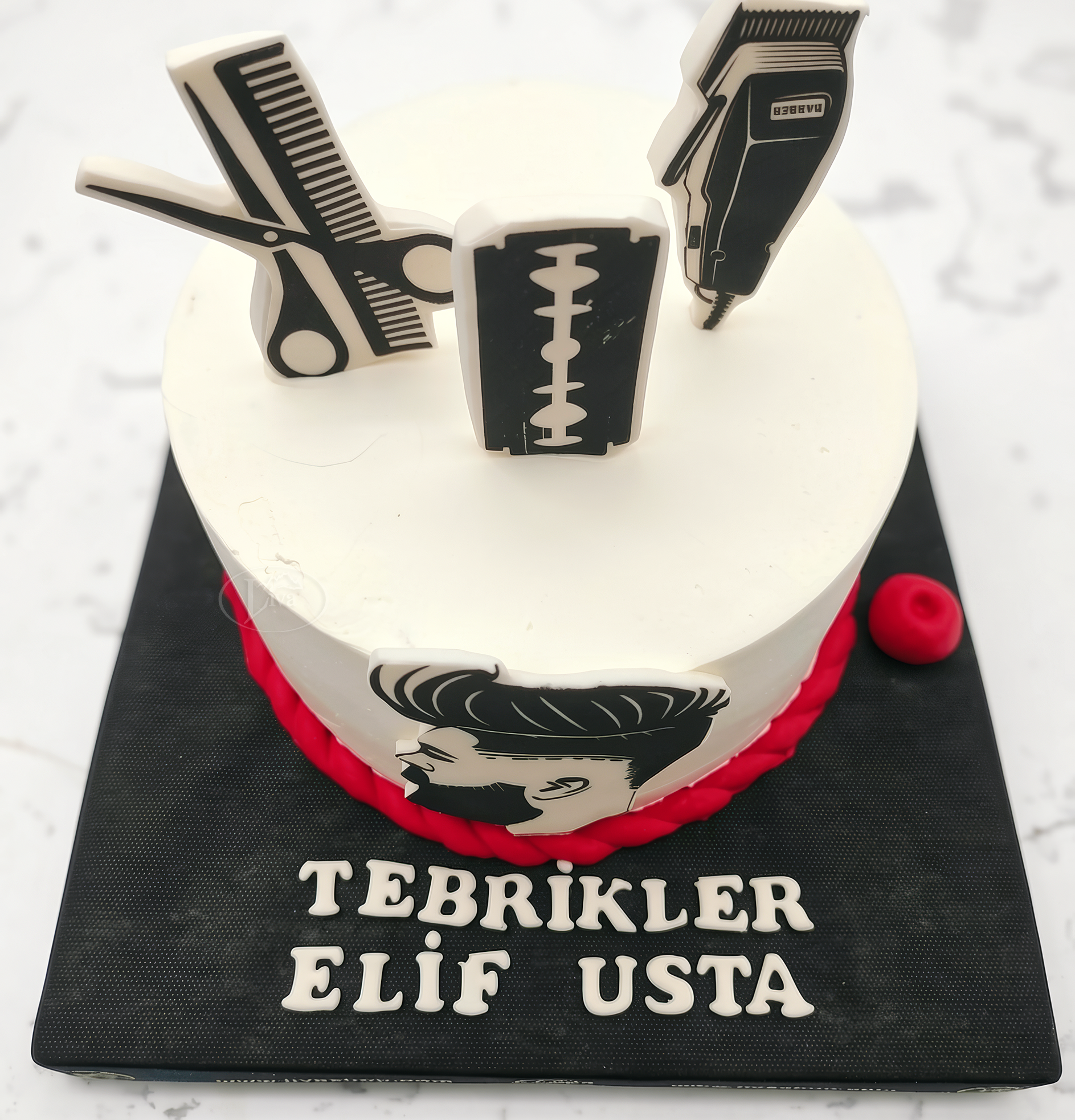 Berber Makası Tıraş Özel Pasta