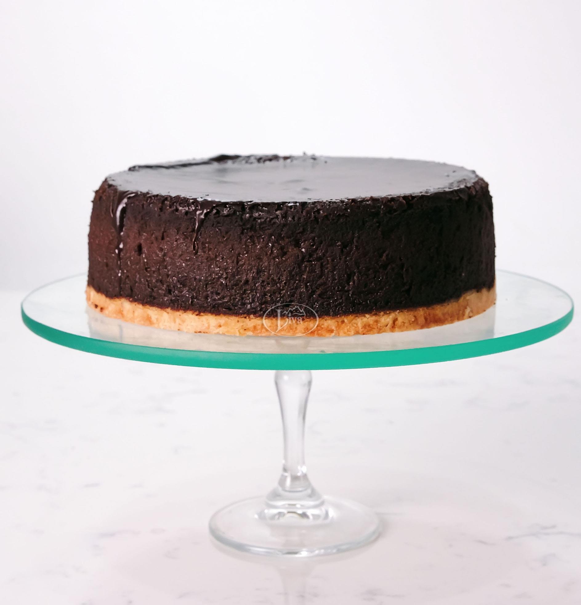Çikolatalı Bütün Cheesecake