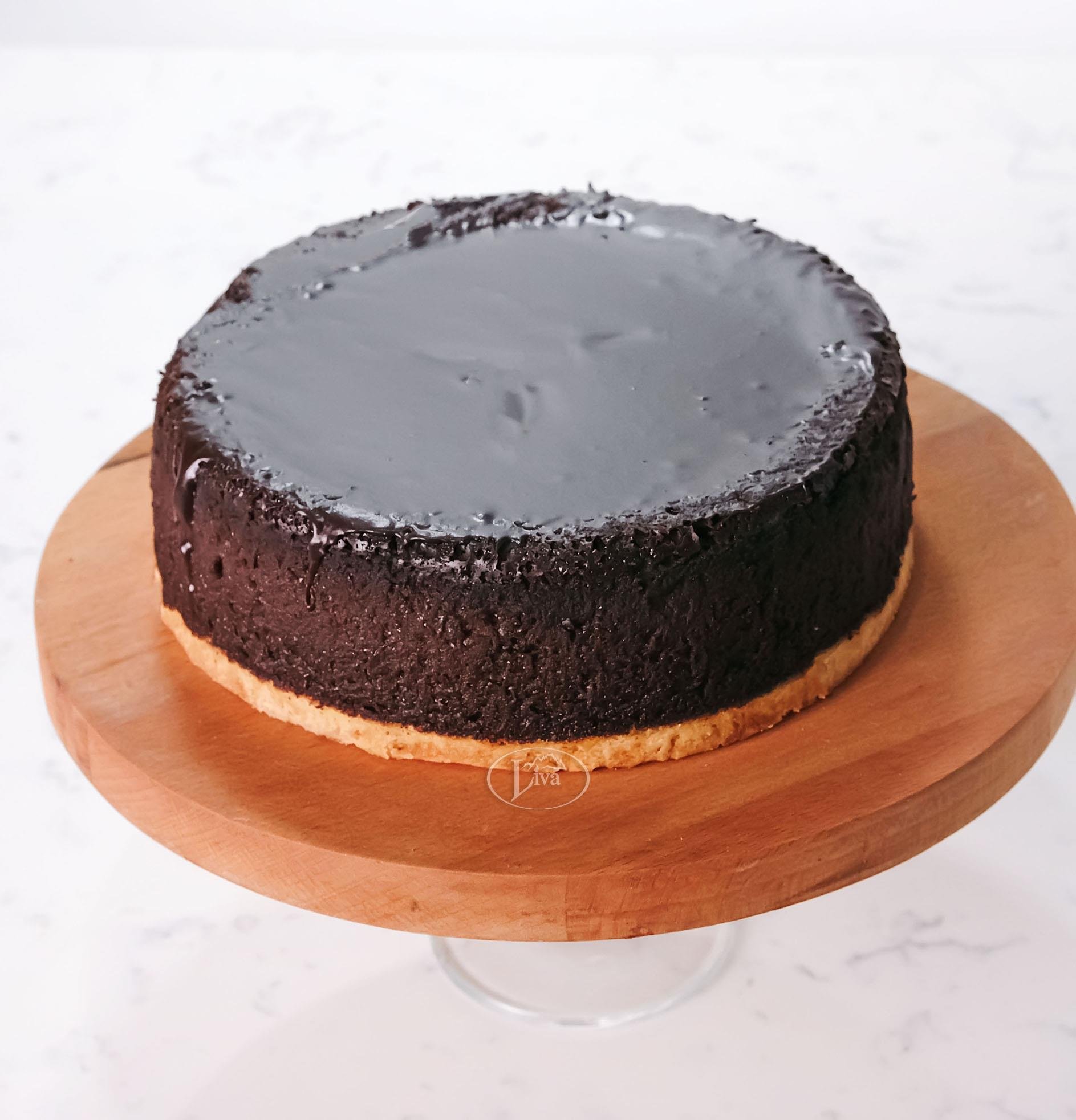 Çikolatalı Bütün Cheesecake