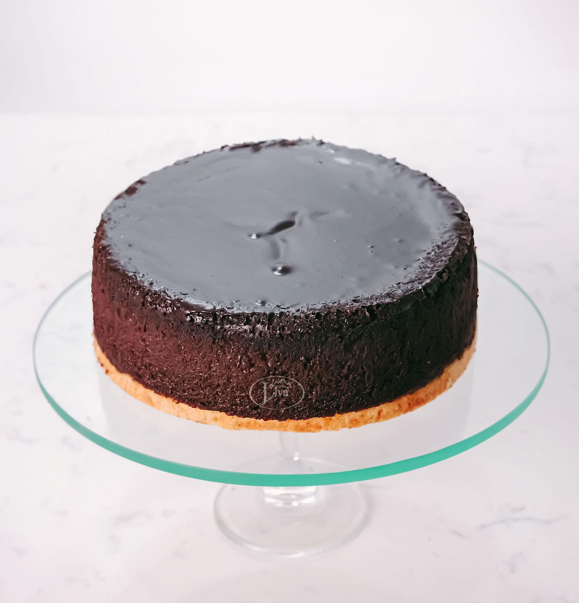 Çikolatalı Bütün Cheesecake