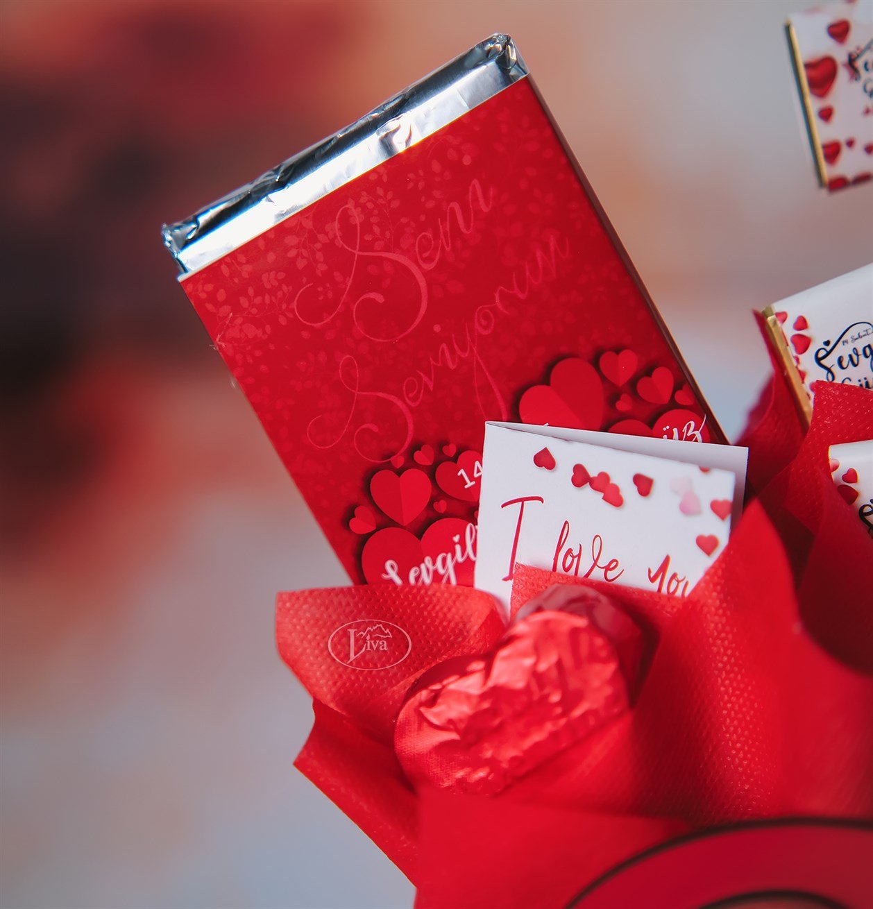 I Love You Ayıcıklı Tablet ve Napoliten Çikolata Ahşap Kutu
