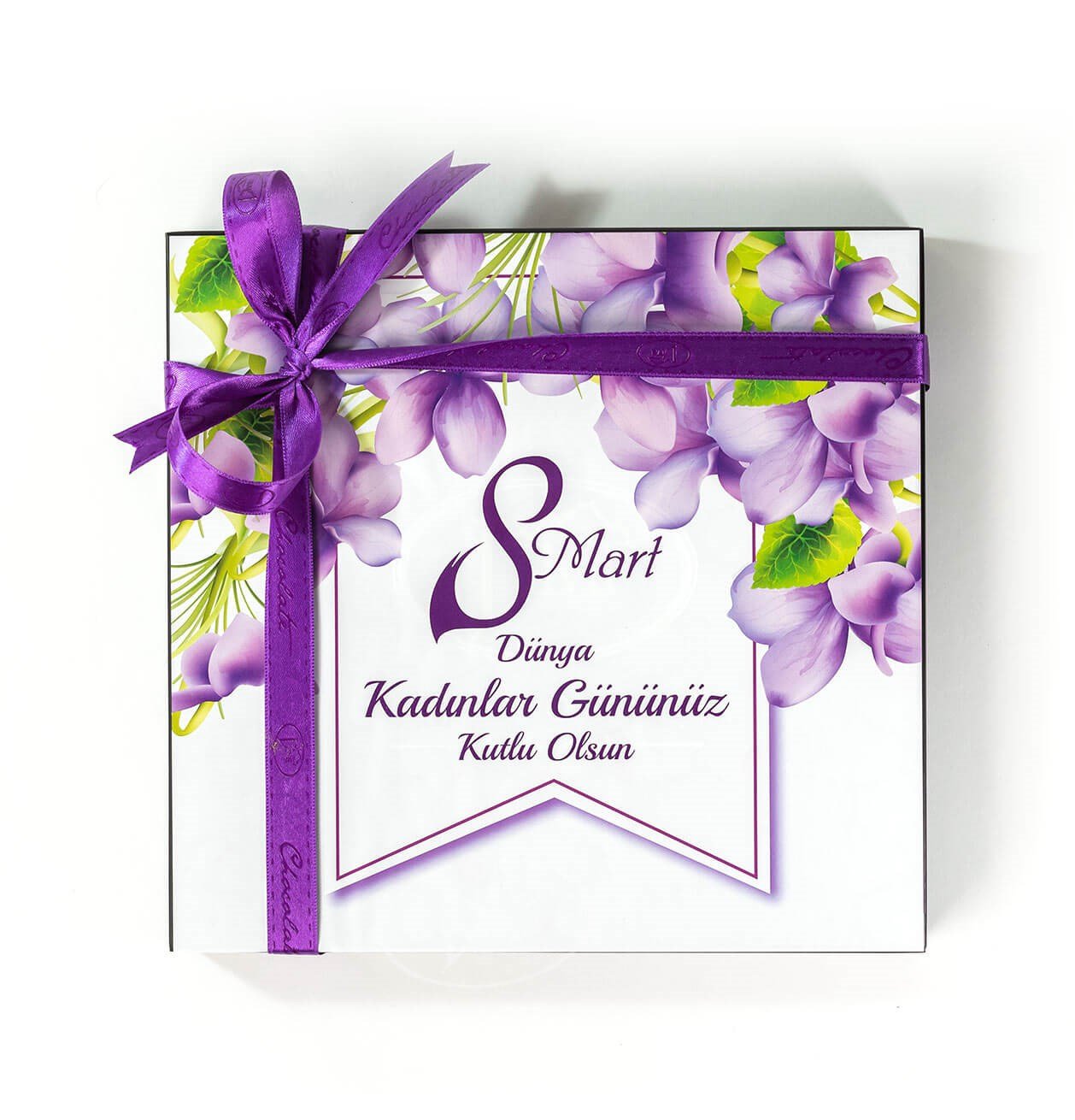 Kadınlar Günü Mor Çiçek Sargılı Madlen 48'li Paket