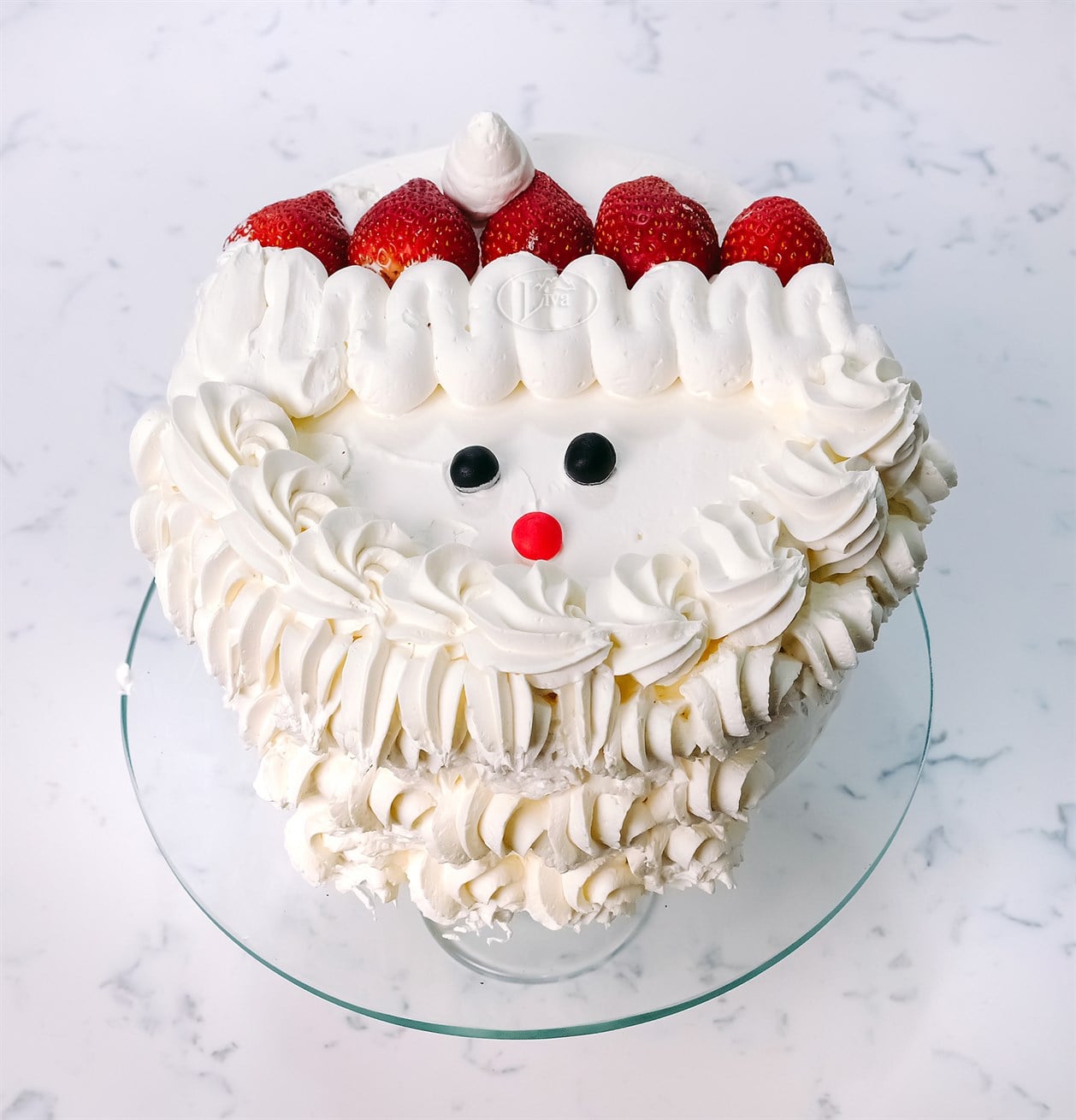 Kremalı Noel Baba Pasta