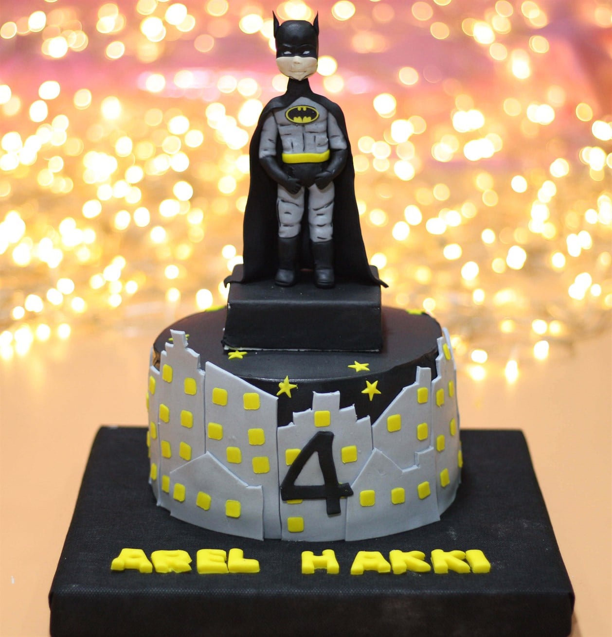 Liva Batman Gece Görevi Özel Pasta