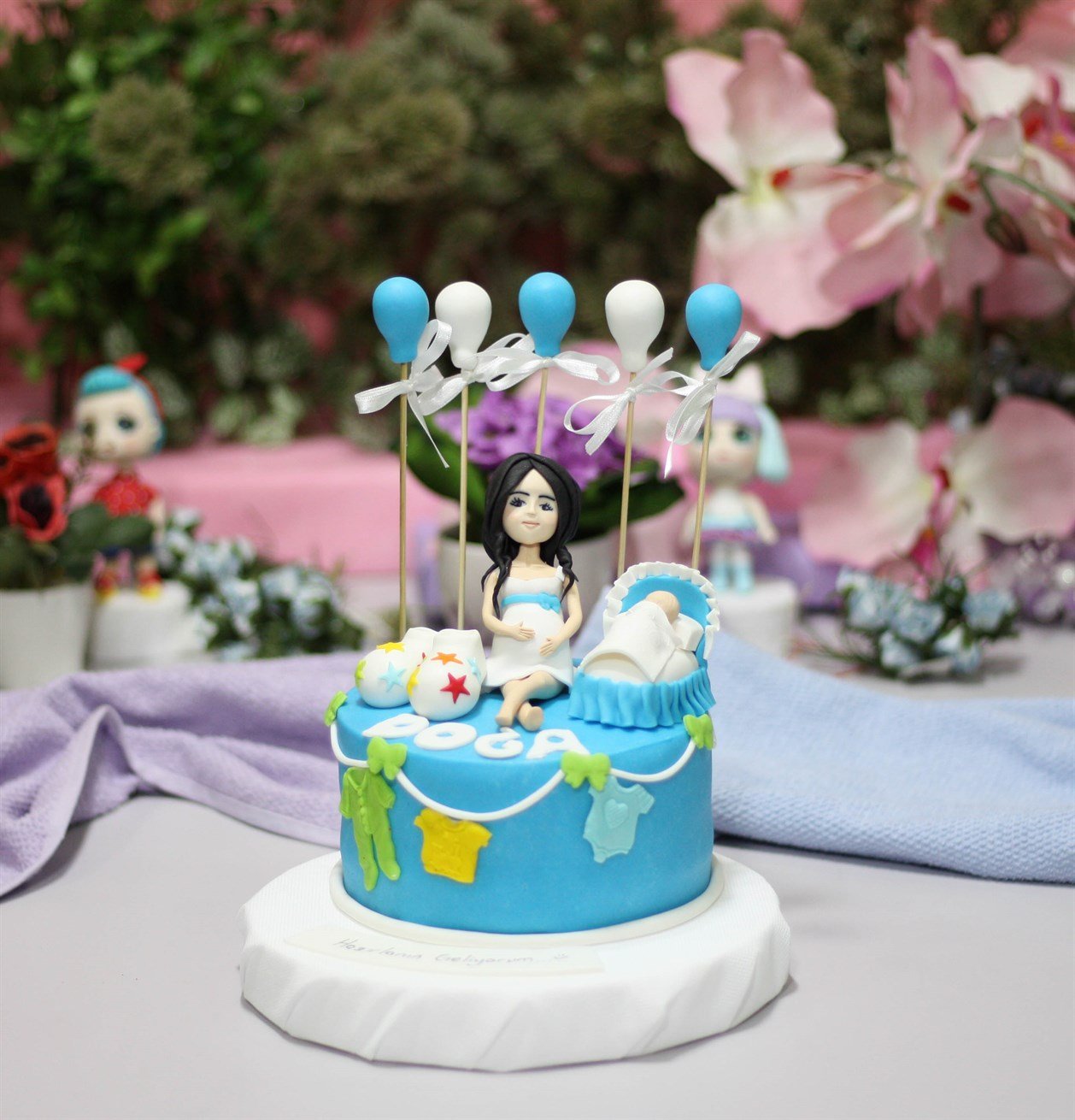 Liva Hamile Anne Özel Pasta