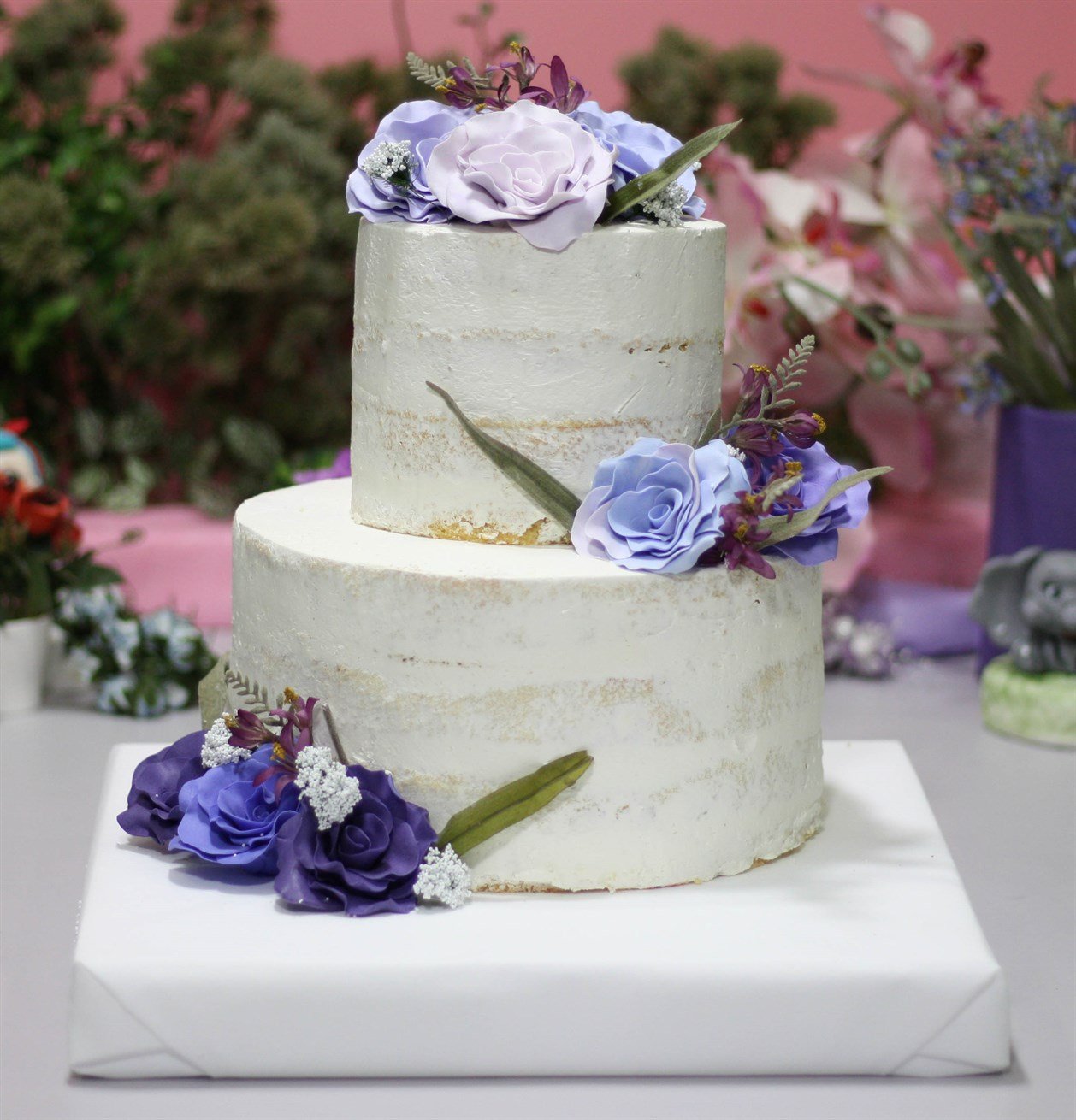 Liva Mavi Gül Naked Cake