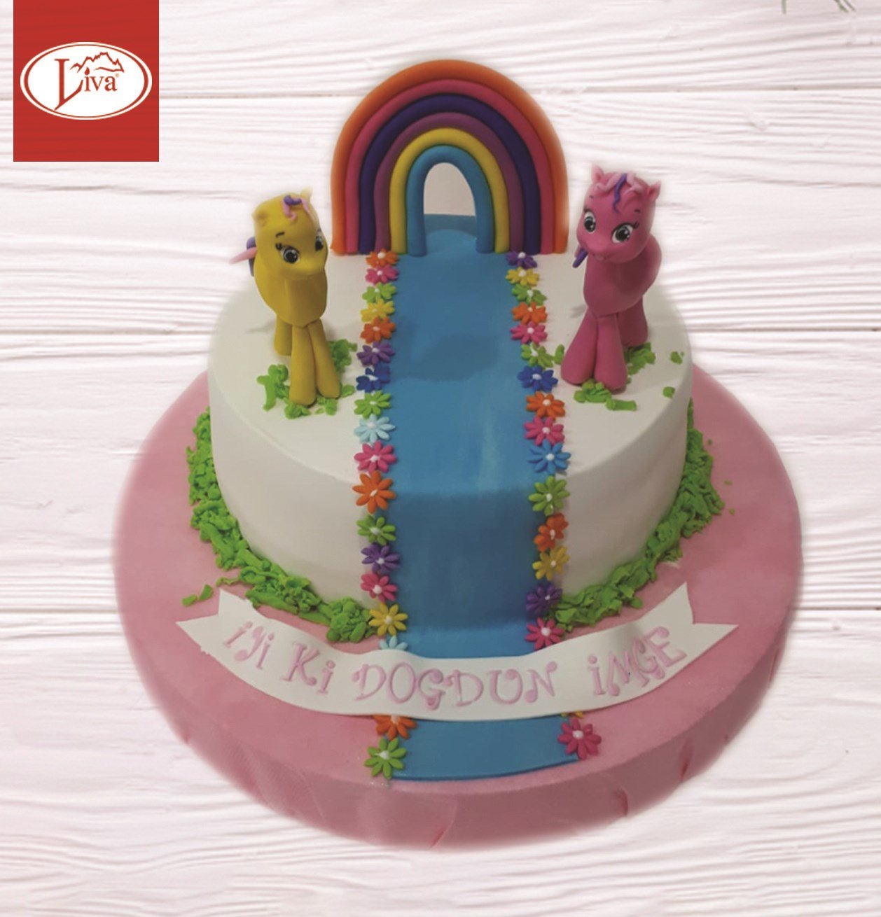 Liva Pony Özel Pasta