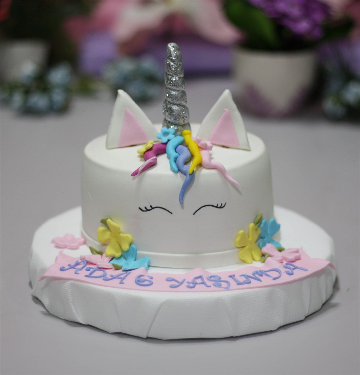 Liva Şirin Unicorn Özel Pasta