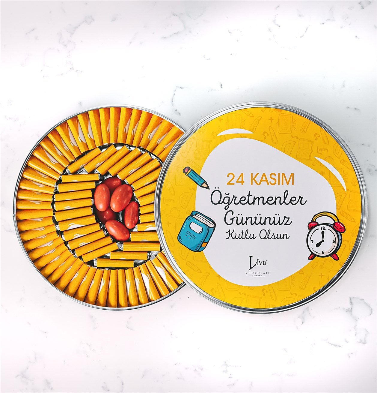 Metal Kutu Öğretmenler Günü Çikolatası Sarı Tasarım (80 Adet Napoliten Çikolata)