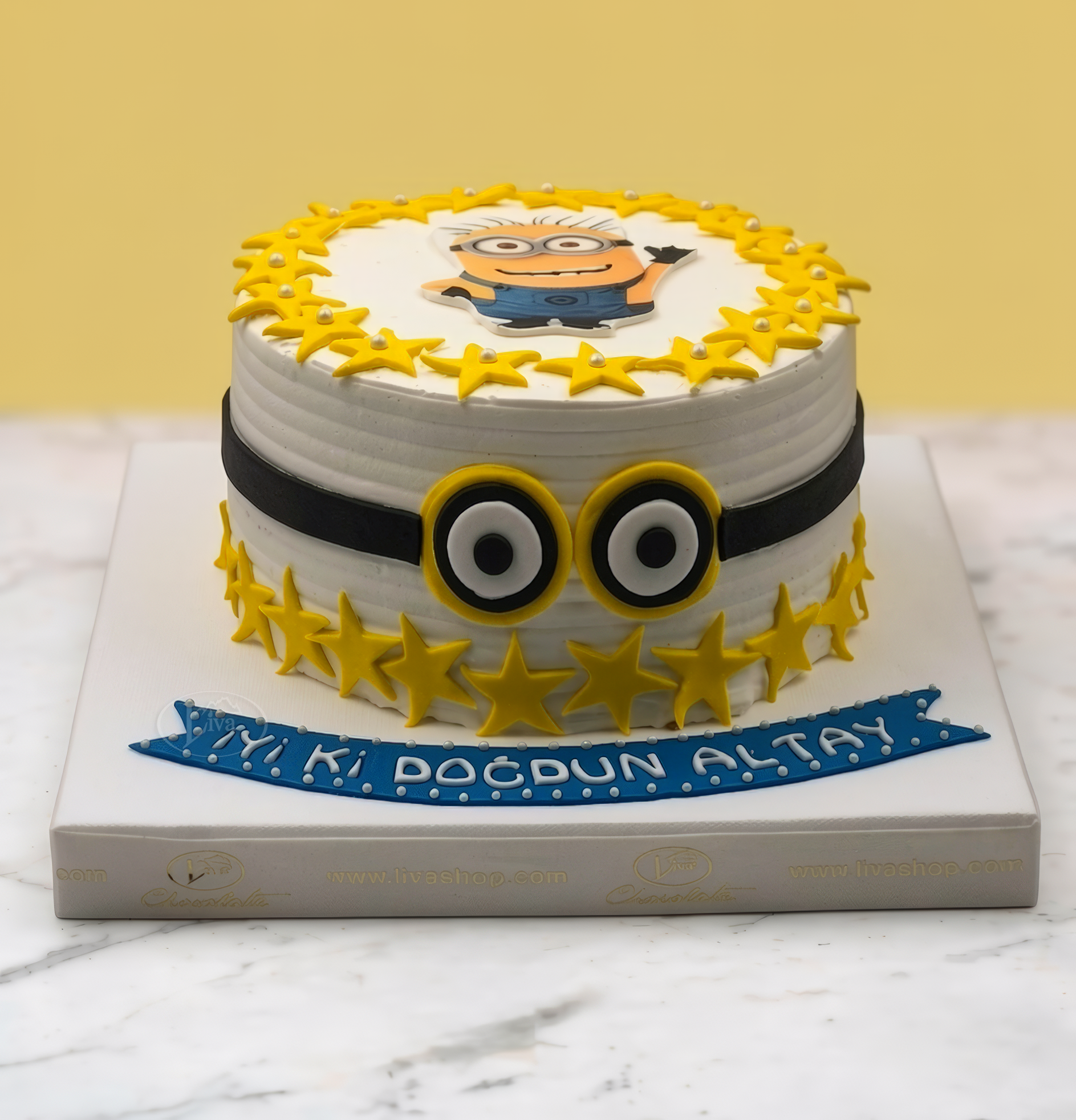 Minik Gözlük Özel Pasta