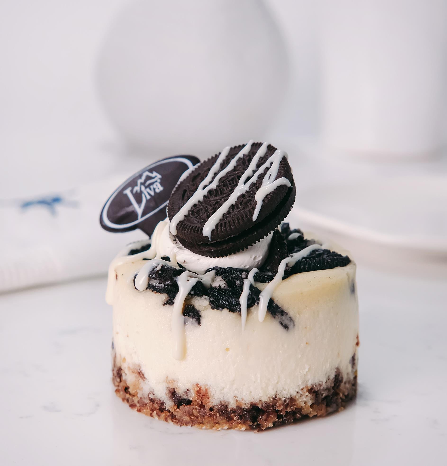 Oreolu Adet Yuvarlak Cheesecake