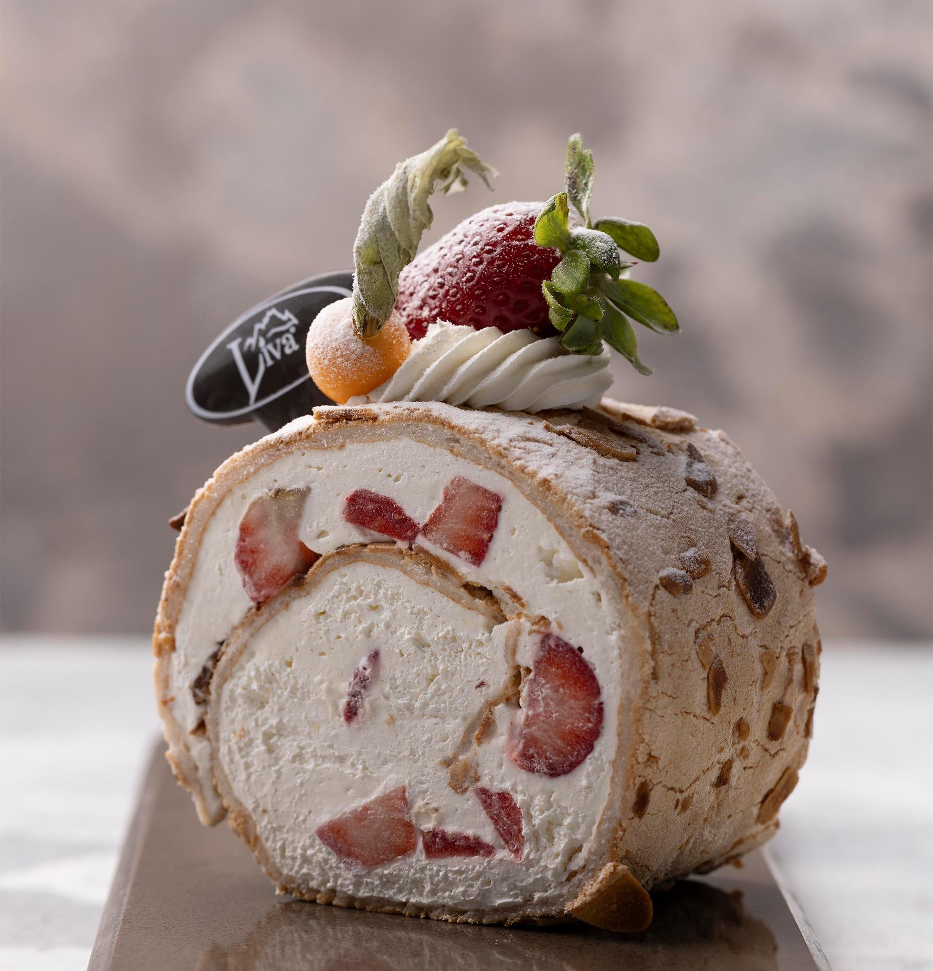 Pavlova Adet Pasta