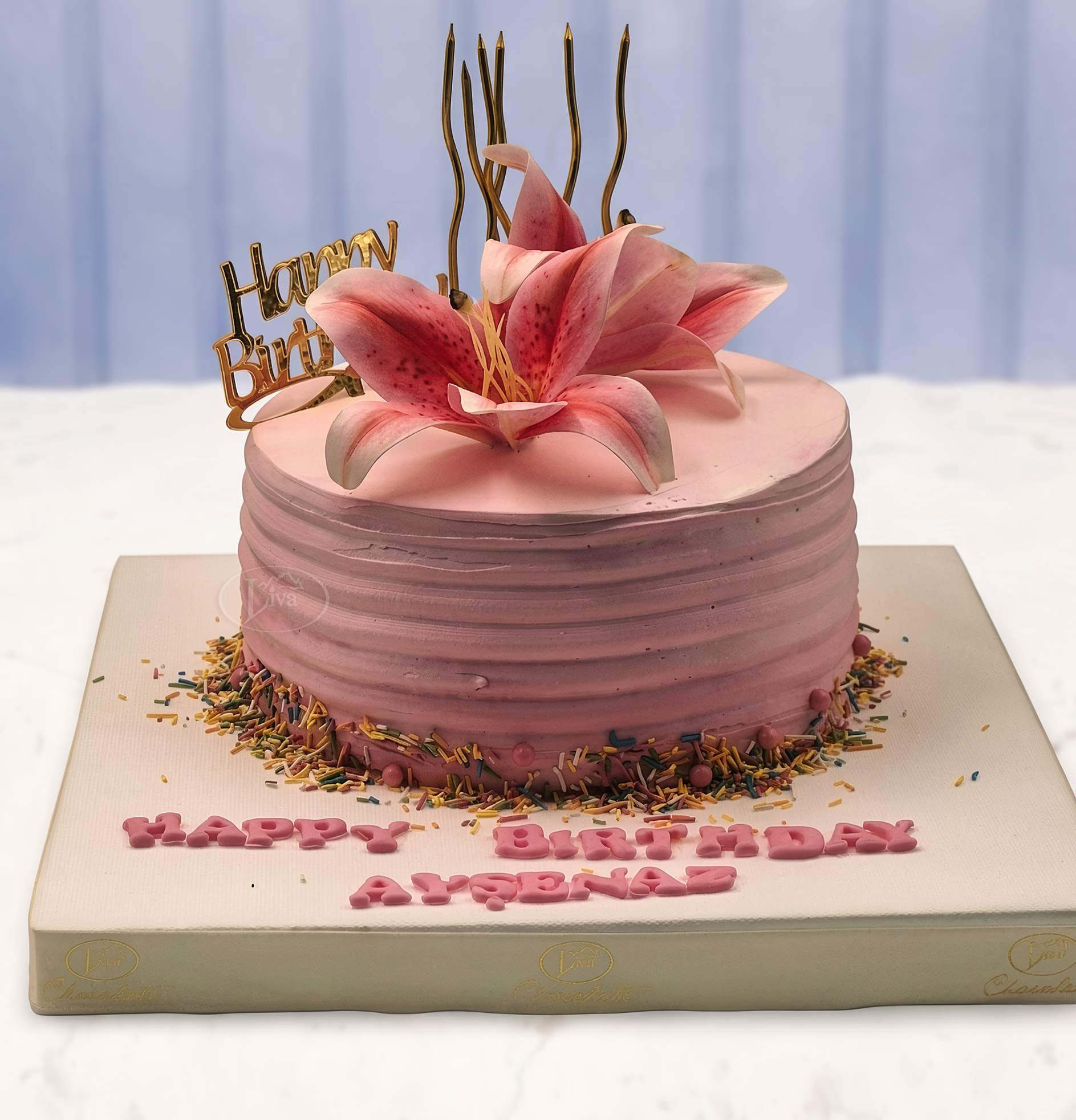 Pembe Zambak Çiçeği Özel Pasta