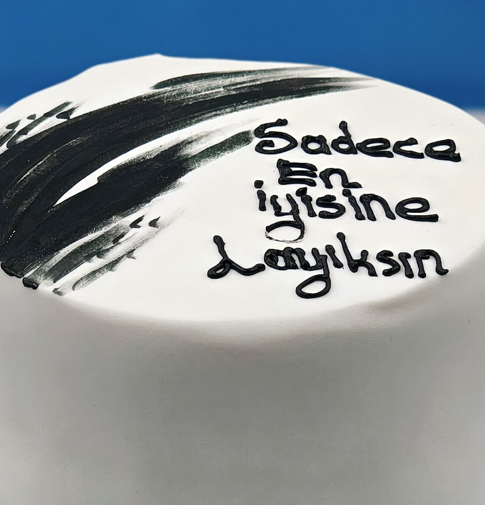 Sadece En İyisine Layıksın Yazılı Pasta