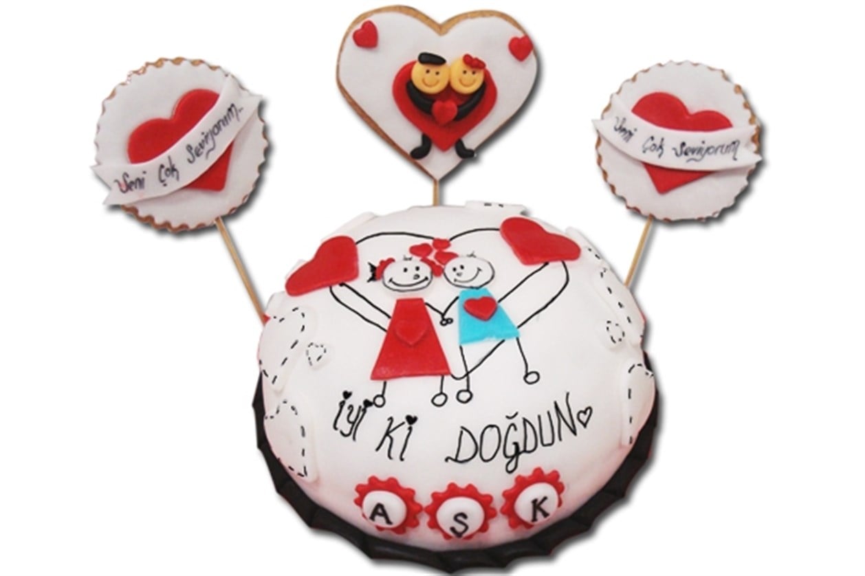 Sevimli Aşıklar Pasta