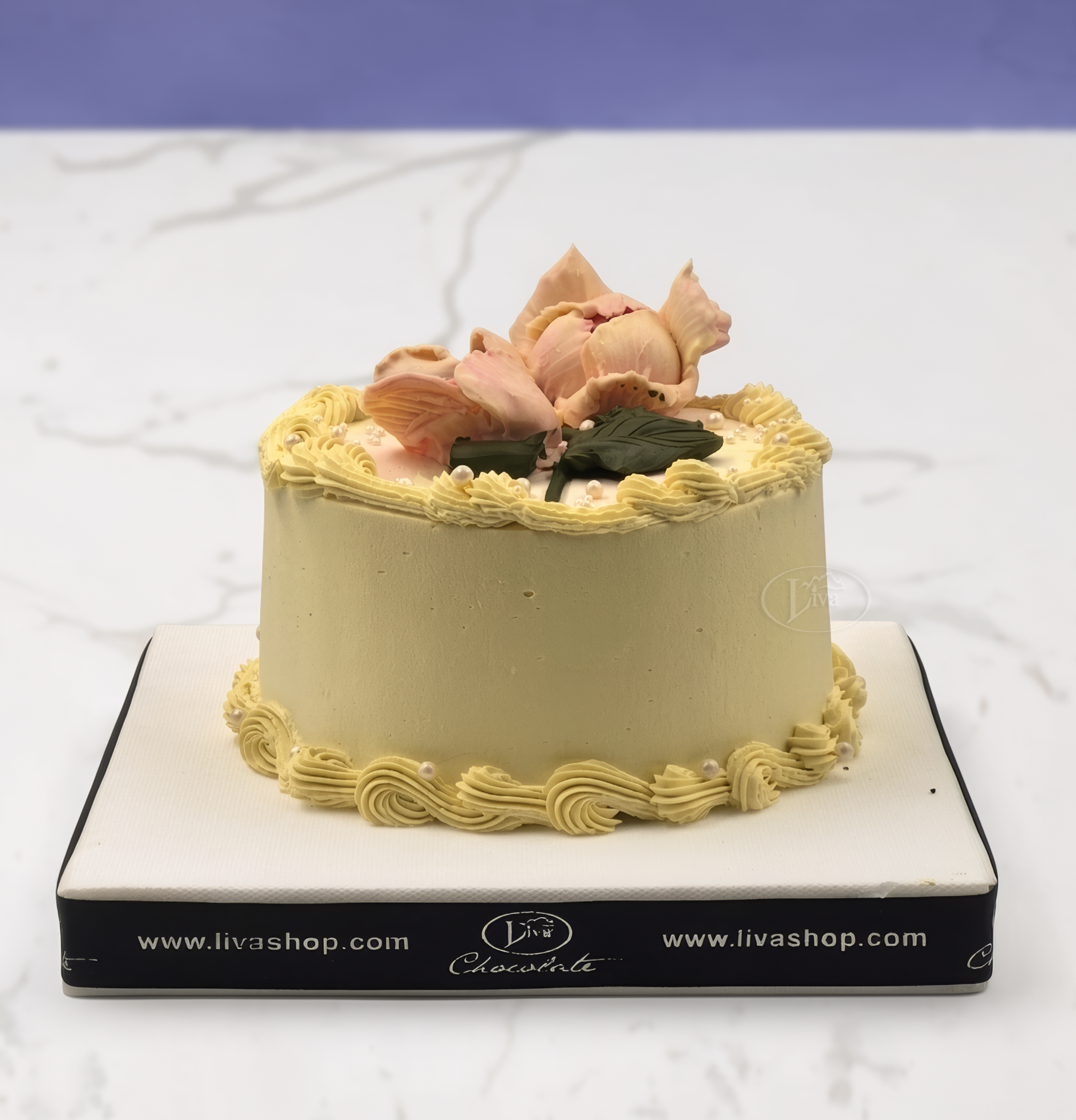 Vintage Gül İnci Buttercream Özel Pasta