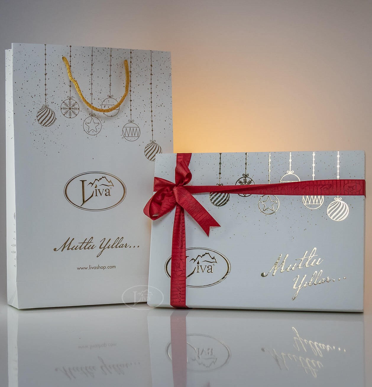 Yılbaşı Beyaz Madlen Kutusu