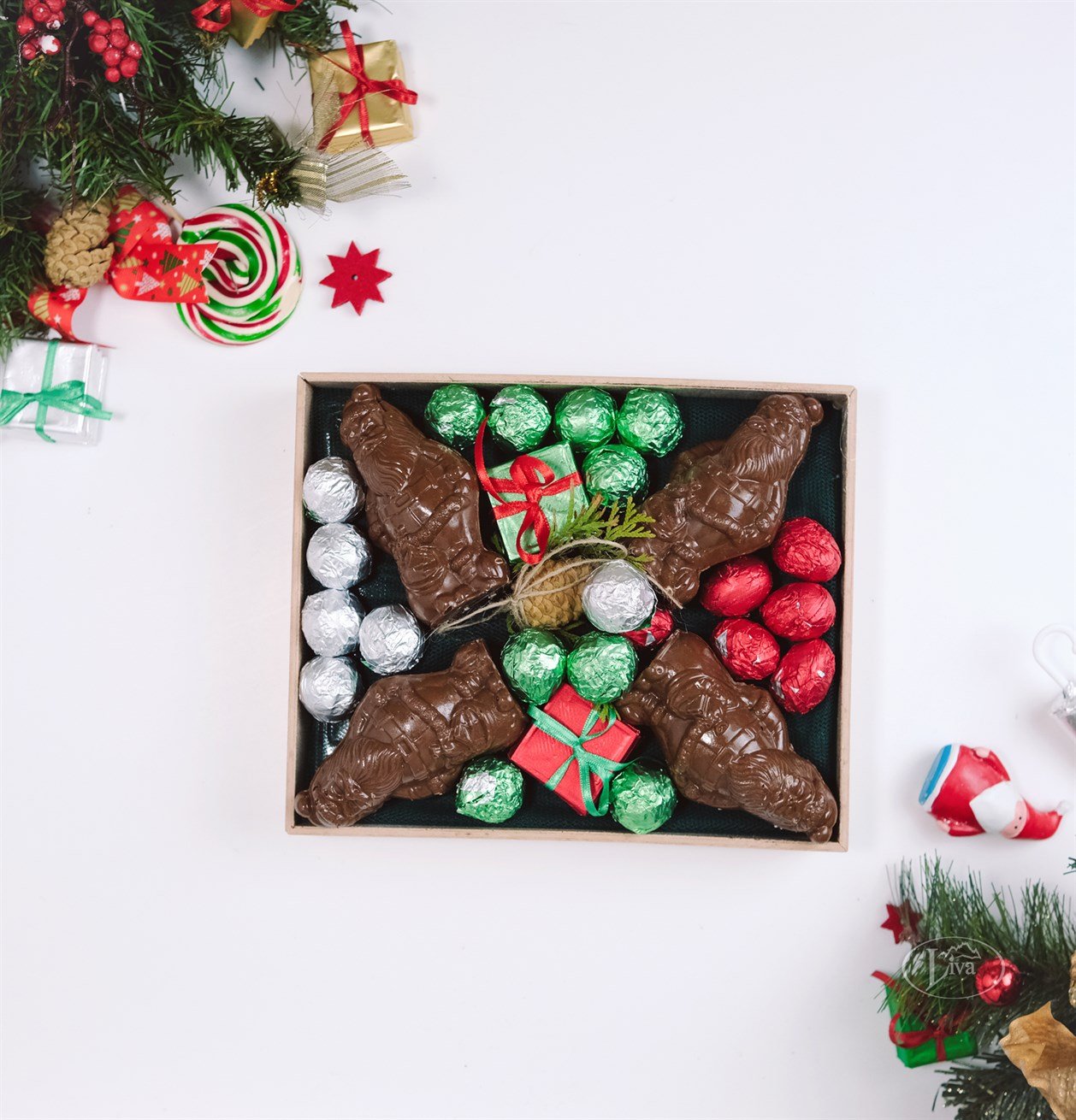Yılbaşı Figürlü Noel Baba Çikolatalı Set