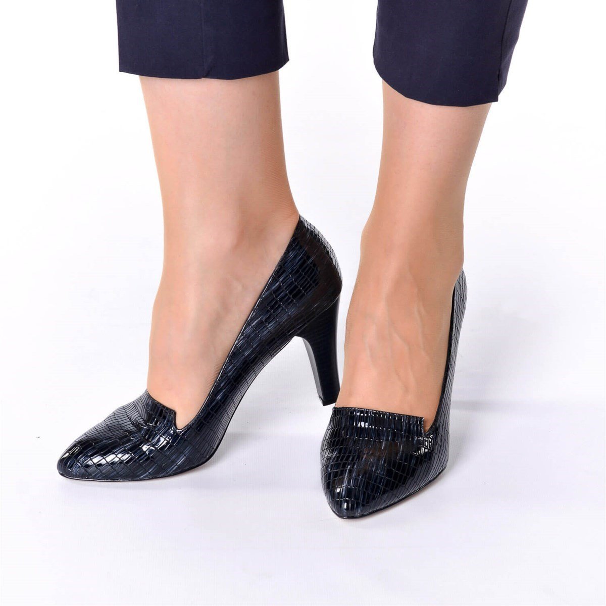 Lacivert47, iriadam, 40 41 42 43 44 numara kadın topuklu abiye stiletto ayakkabı, büyük numara topuklu uygun fiyat kadın stiletto ayakkabı, büyük numara kadın 9 pont orta uzun topuk günlük ayakkabı, büyük beden geniş kalıp kaliteli kadın bayan topuklu ayakkabı, gelin ayakkabısı