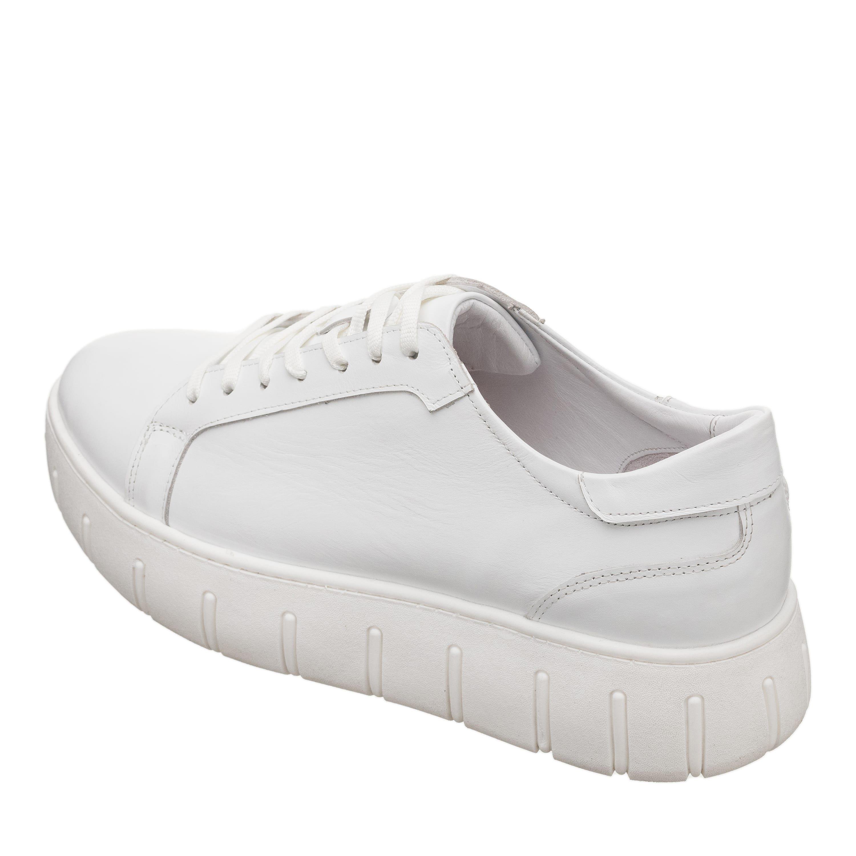 Beyaz203 iriadam, 45 46 47 48 49 50 numara erkek spor deri ayakkabı, spor ayakkabı, büyük numara erkek spor, büyük beden geniş kalıp kaliteli deri spor ayakkabı, uygun fiyat