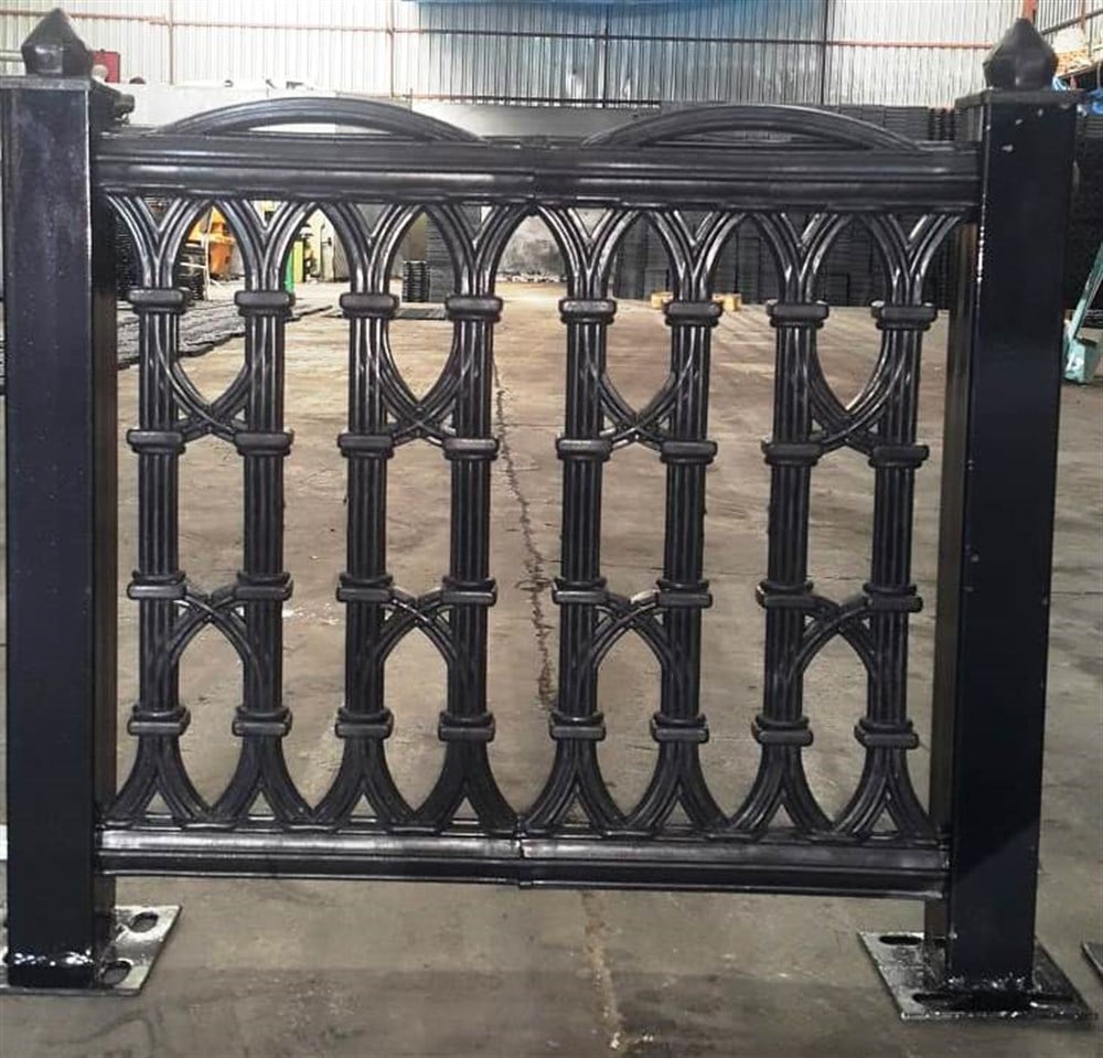 Plastik Ferforje Çit Takımı