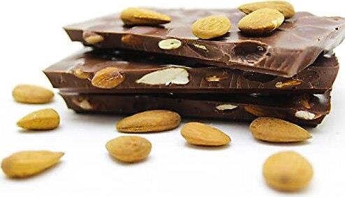 Bademli Sütlü Tablet Çikolata - 100 GR